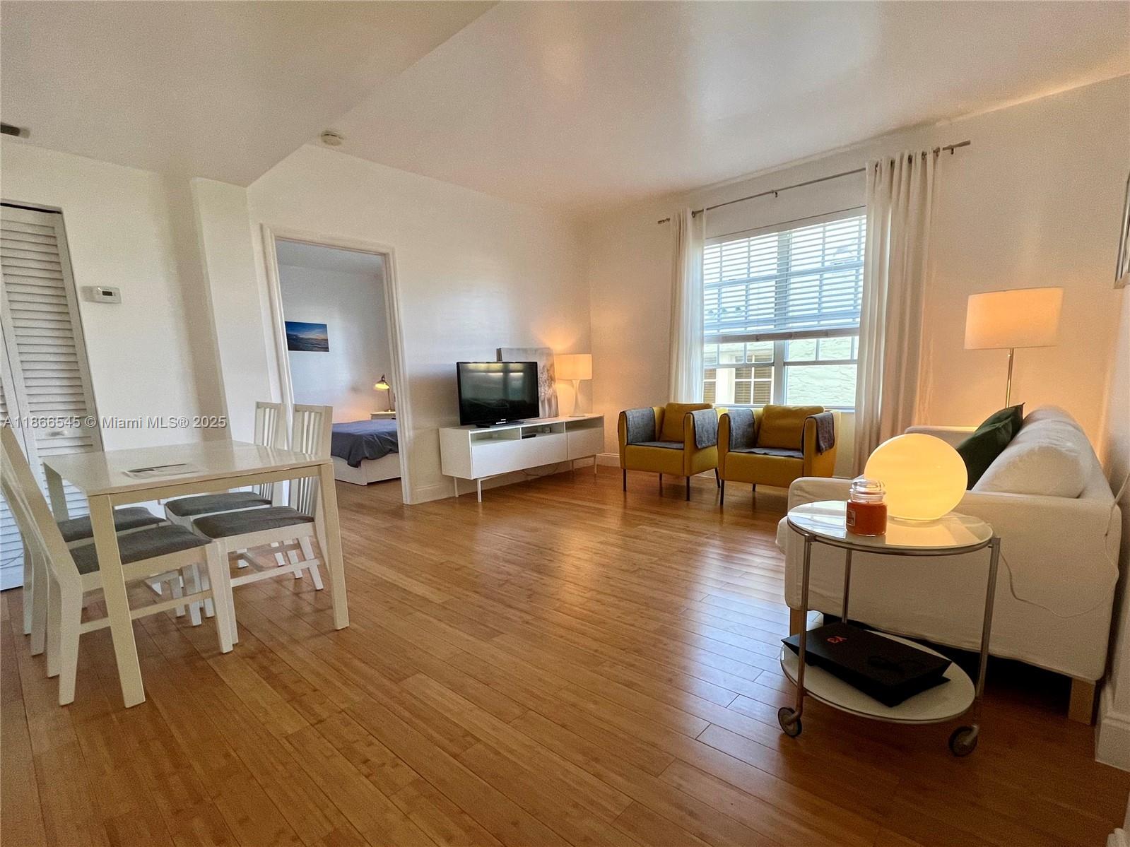 THE FLAMINGO CONDO - Residential Lease