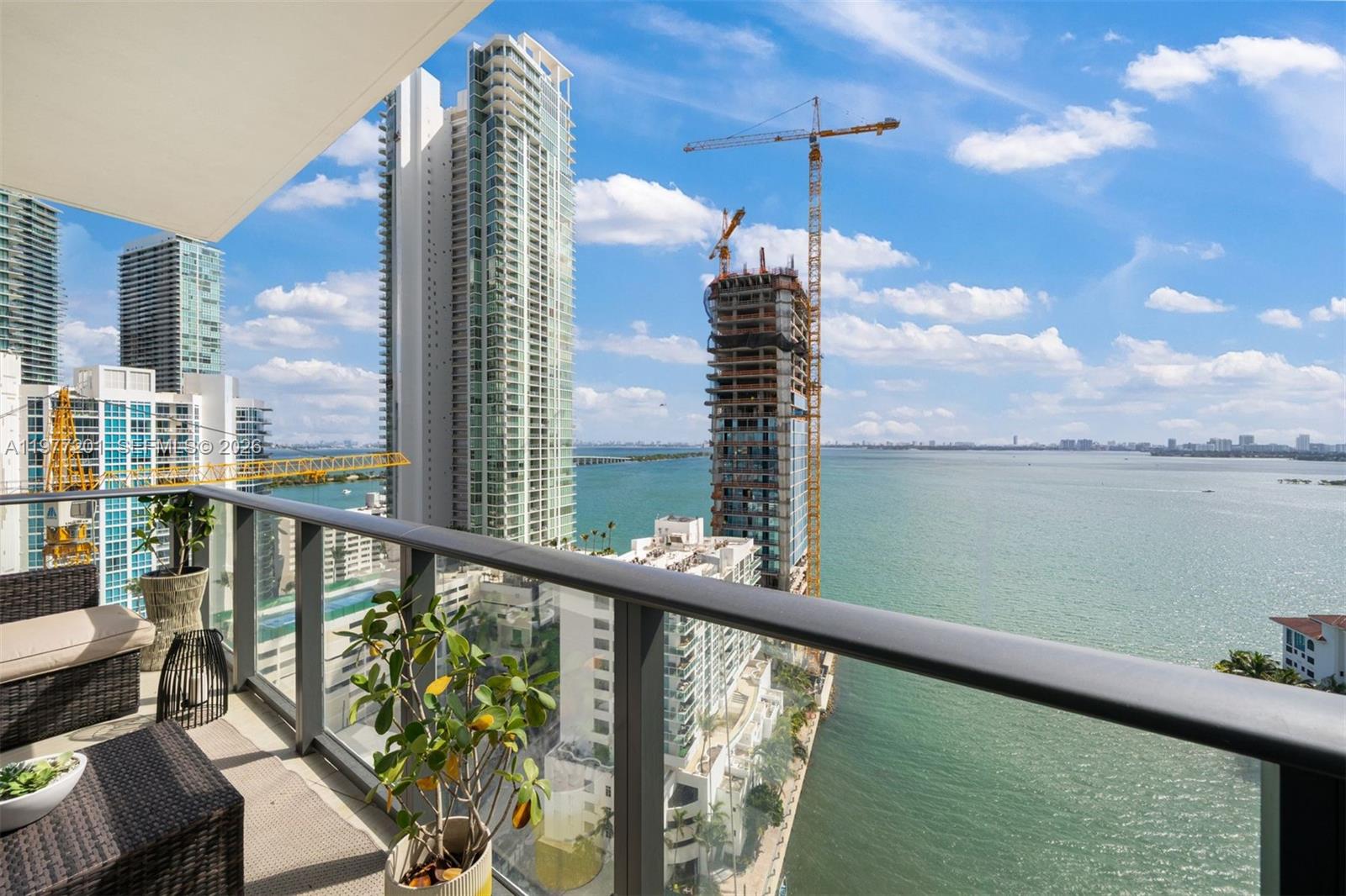 ICON BAY CONDO - Residential