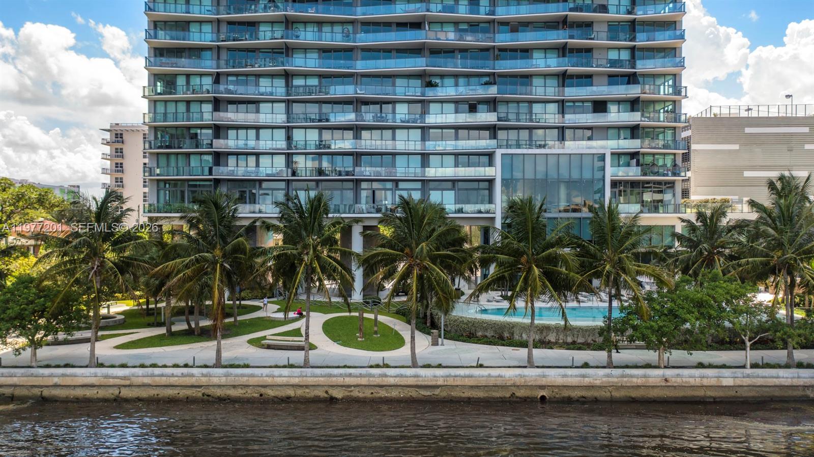 ICON BAY CONDO - Residential