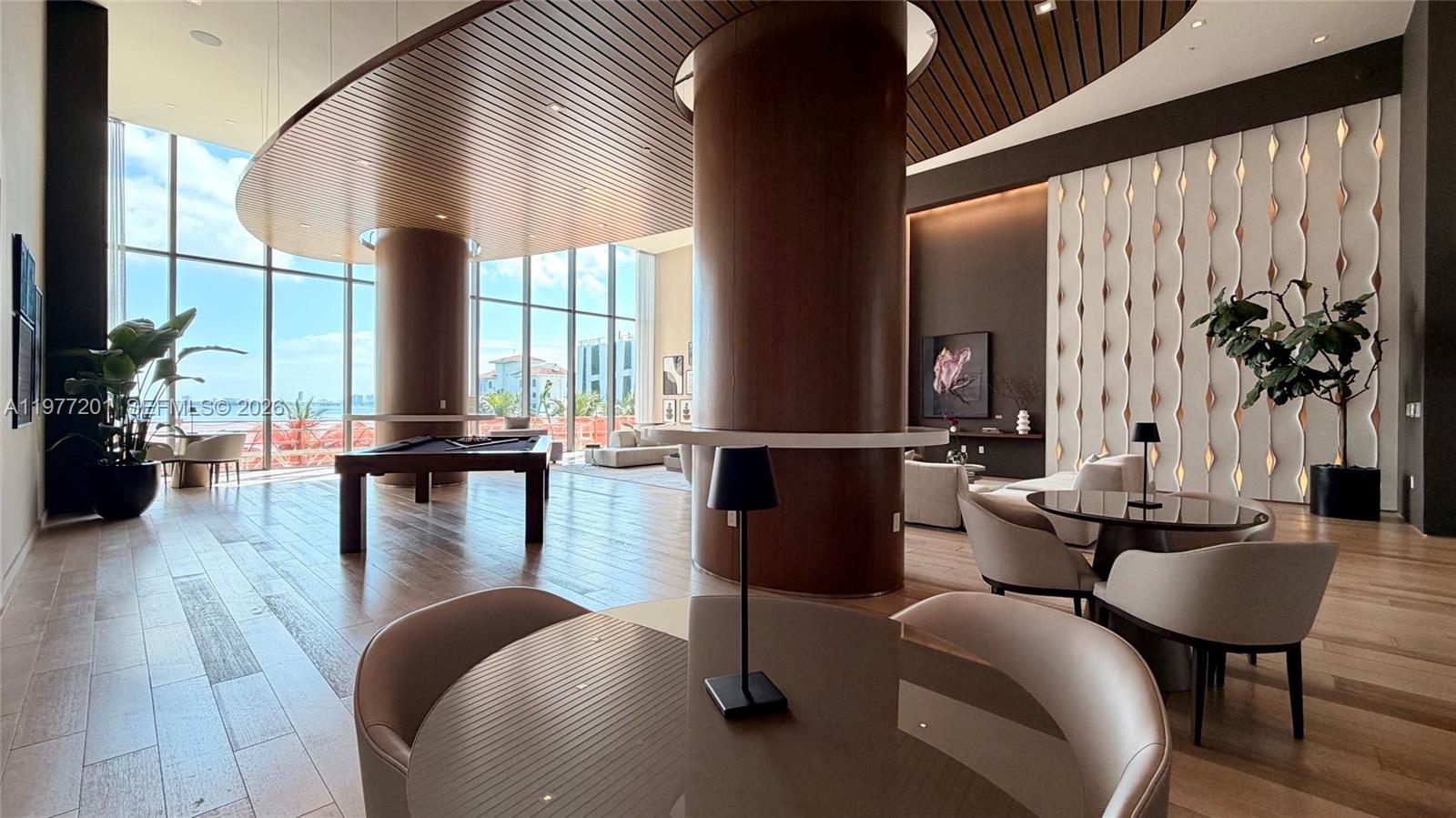 ICON BAY CONDO - Residential