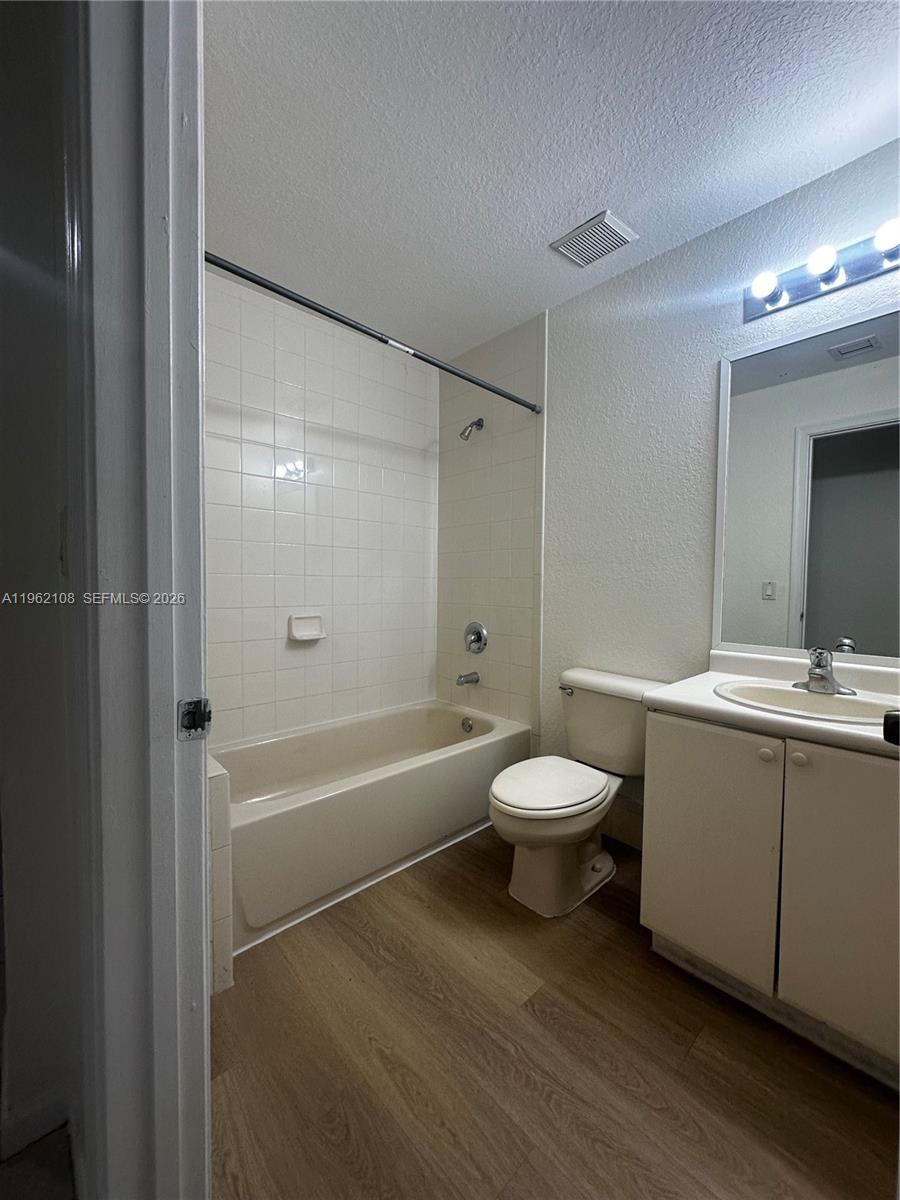 SHOMA TOWNHOMES AT KEYSCO - Residential Lease
