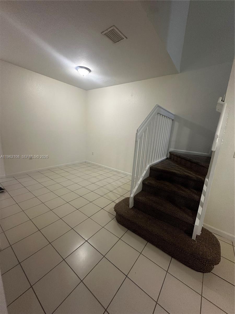 SHOMA TOWNHOMES AT KEYSCO - Residential Lease