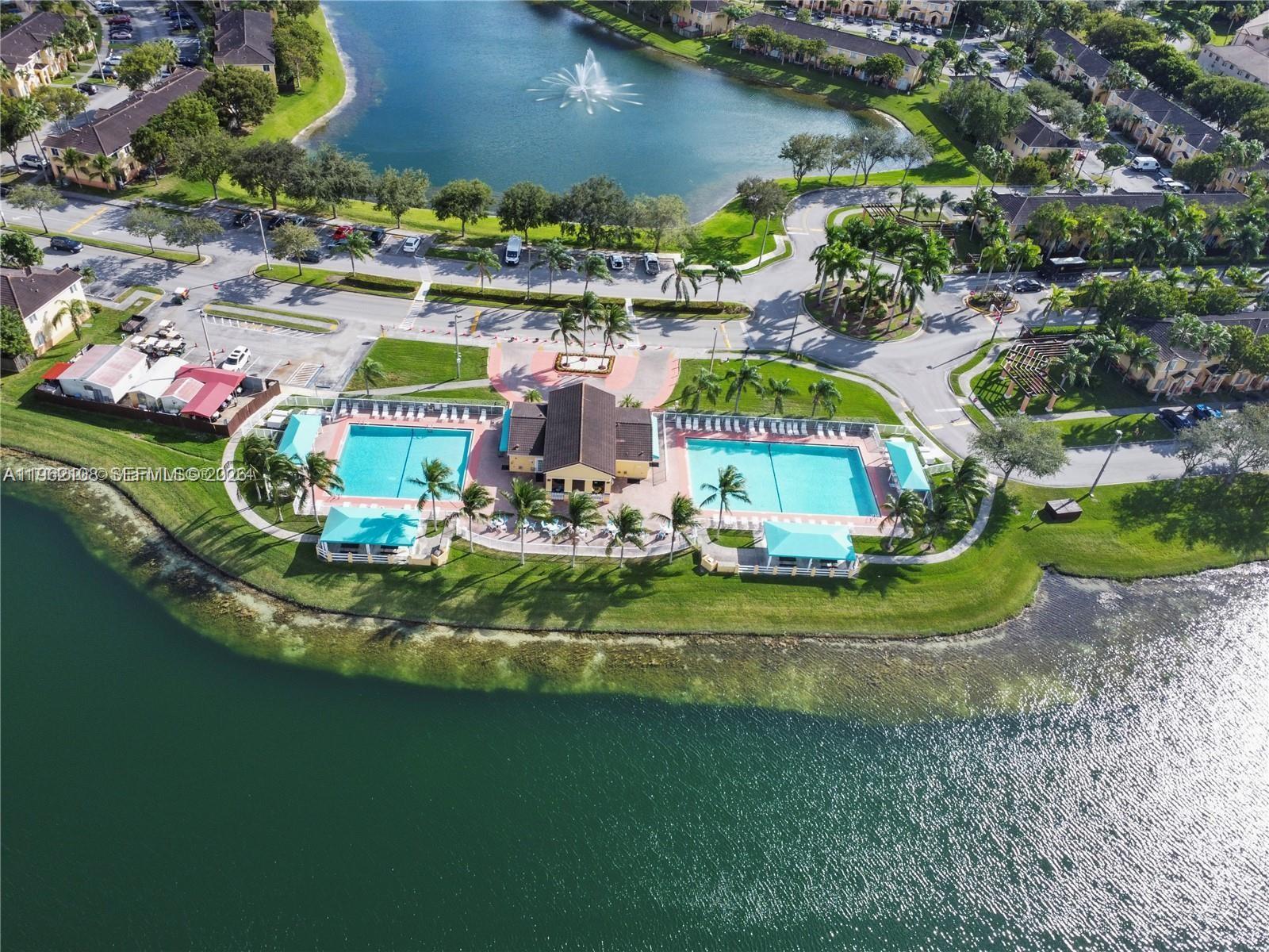 SHOMA TOWNHOMES AT KEYSCO - Residential Lease