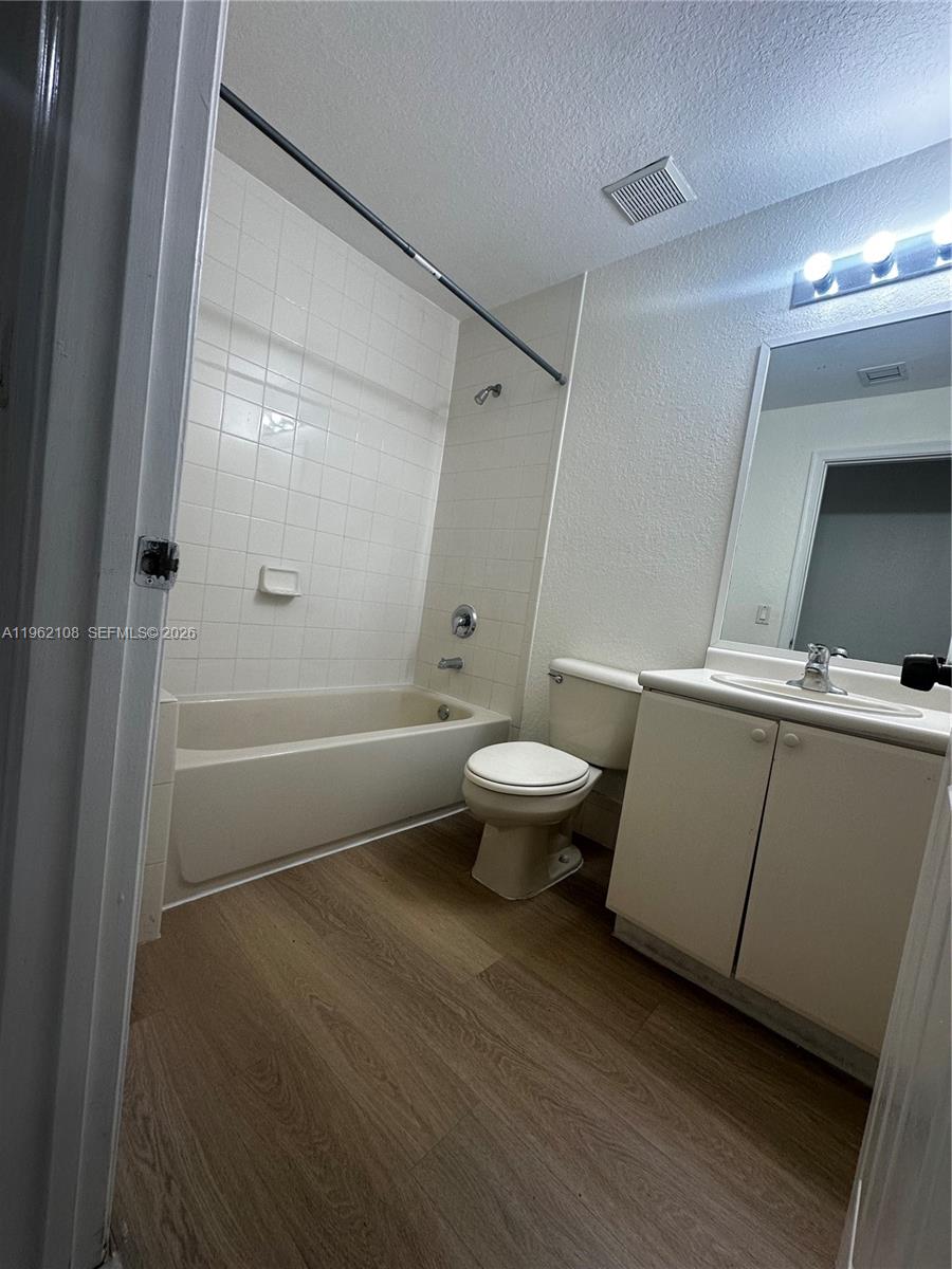 SHOMA TOWNHOMES AT KEYSCO - Residential Lease