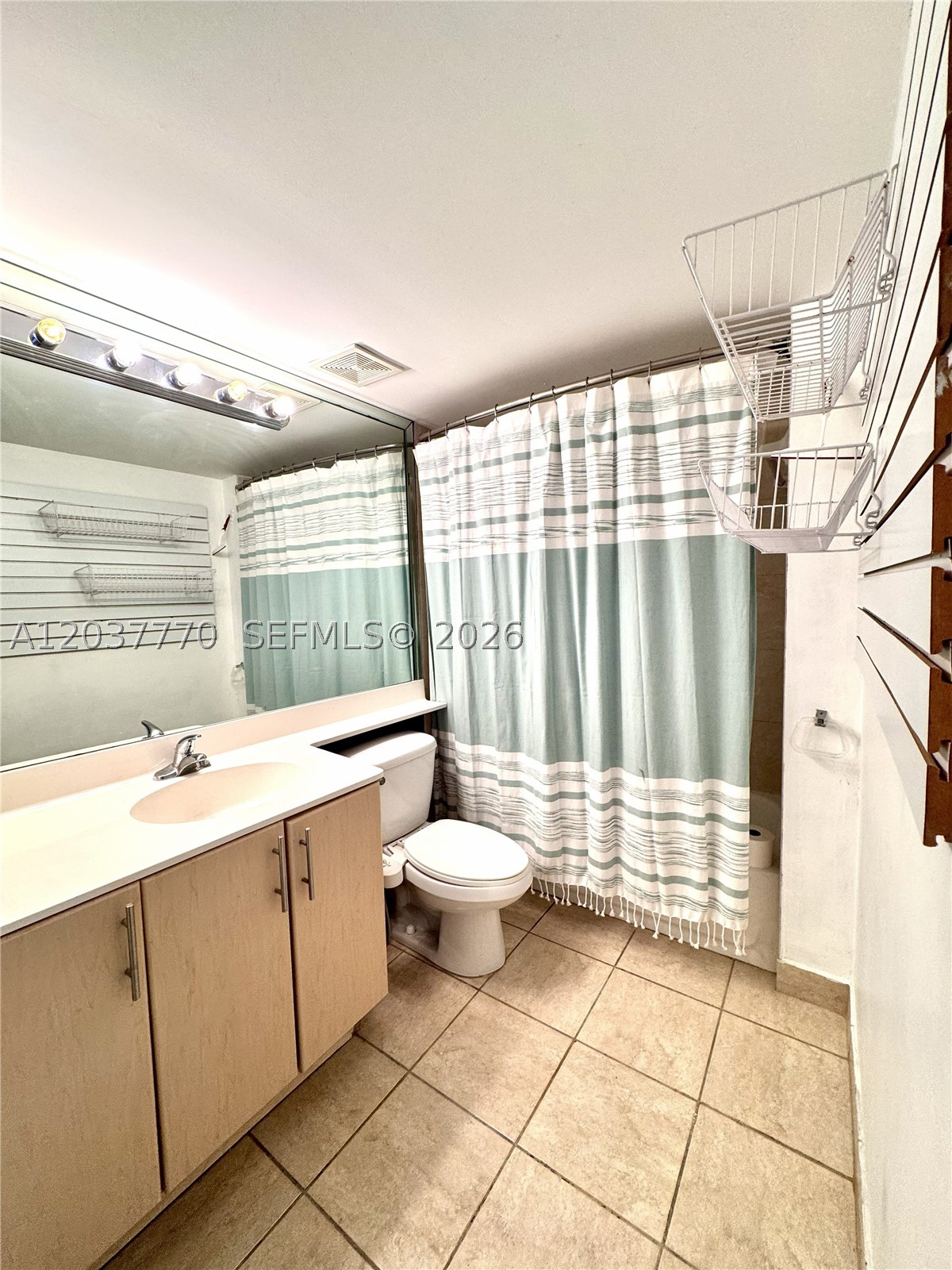 CORAL POINTE CONDO - Residential