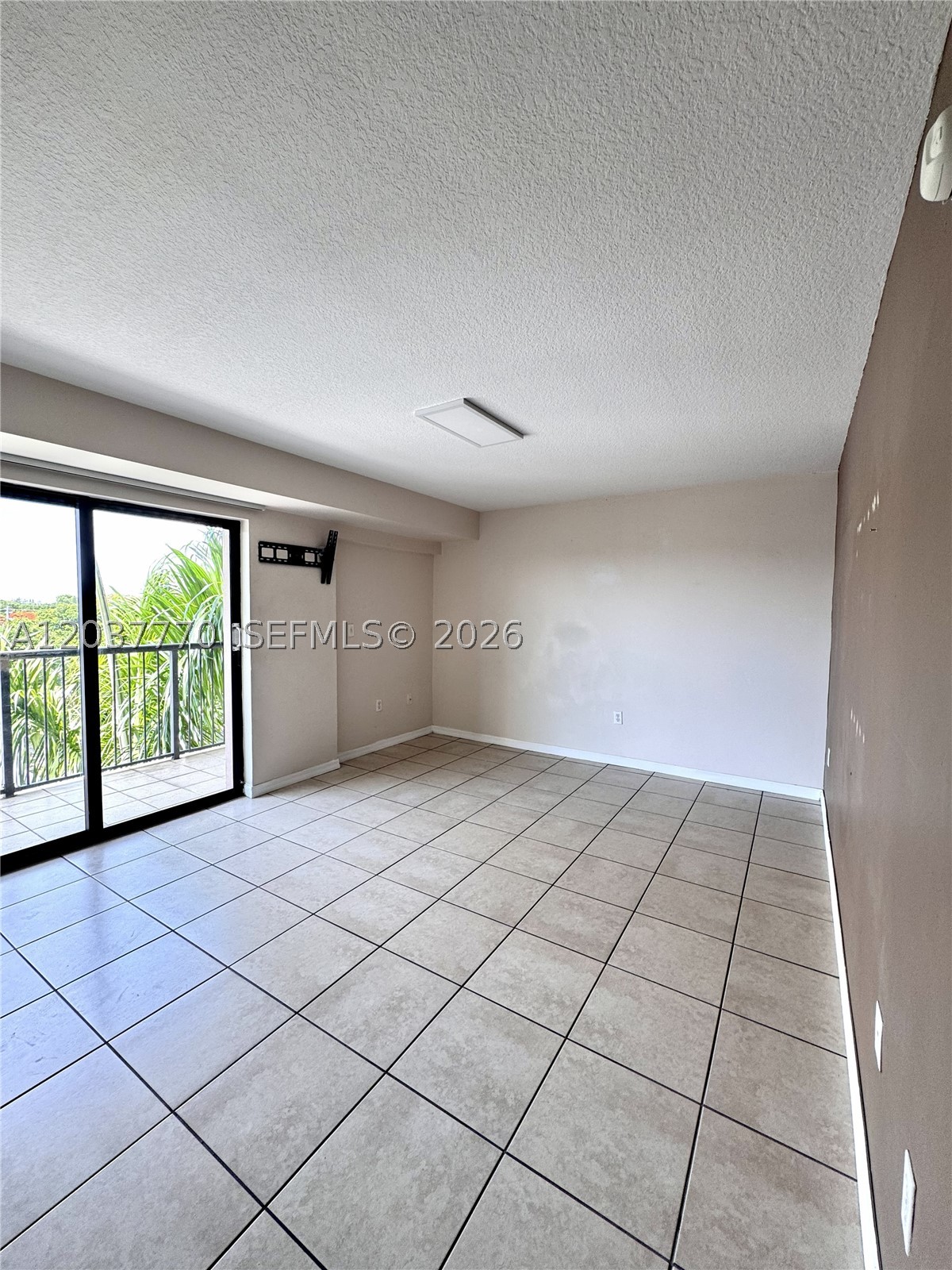 CORAL POINTE CONDO - Residential