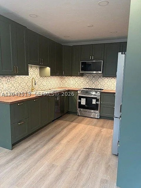 AUBURN HEIGHTS - Residential
