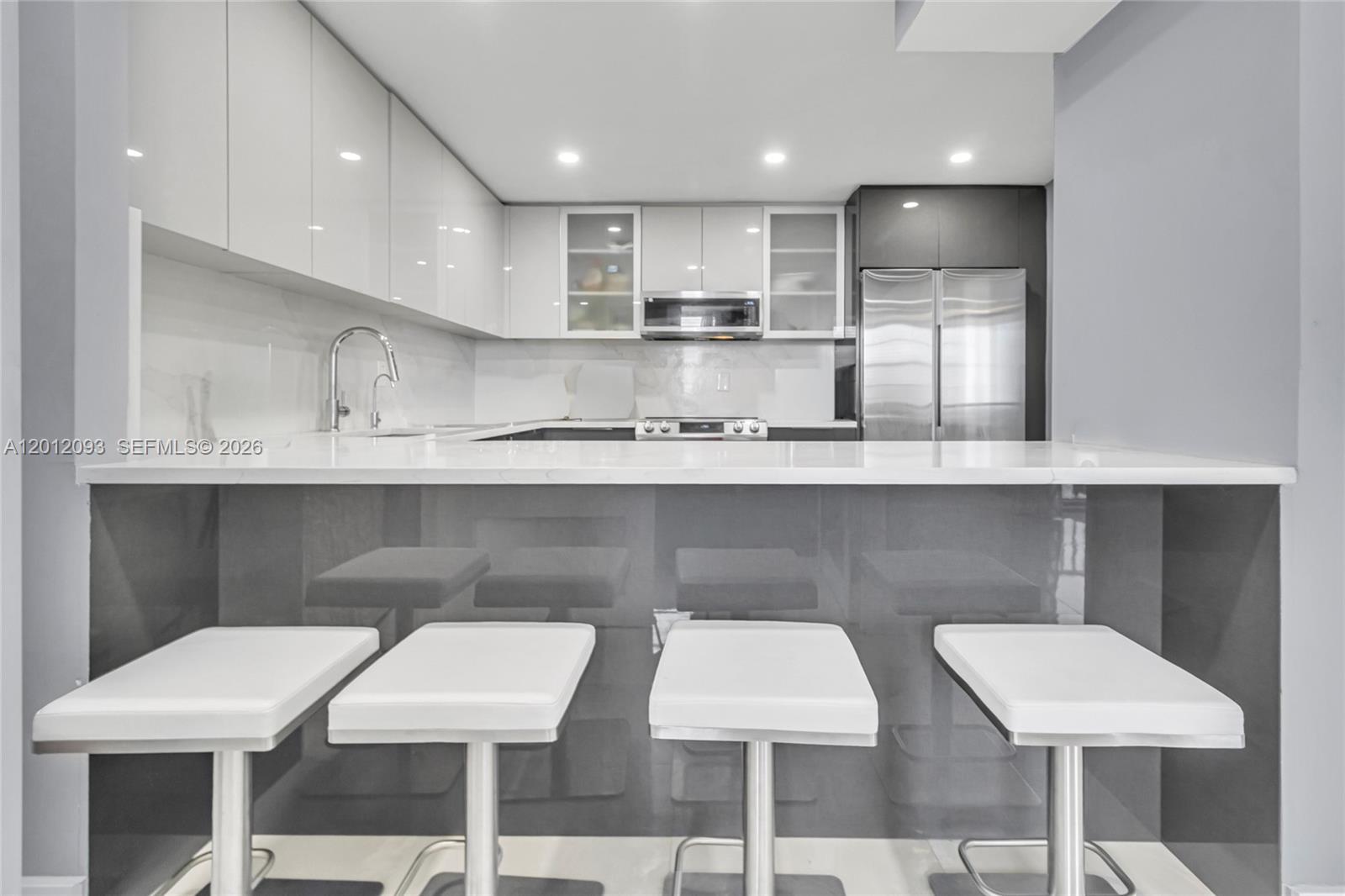 CLIFTON CONDO - Residential