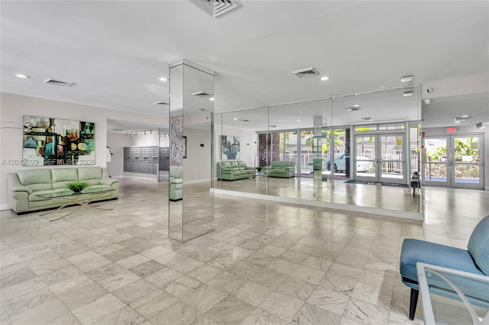 CLIFTON CONDO - Residential
