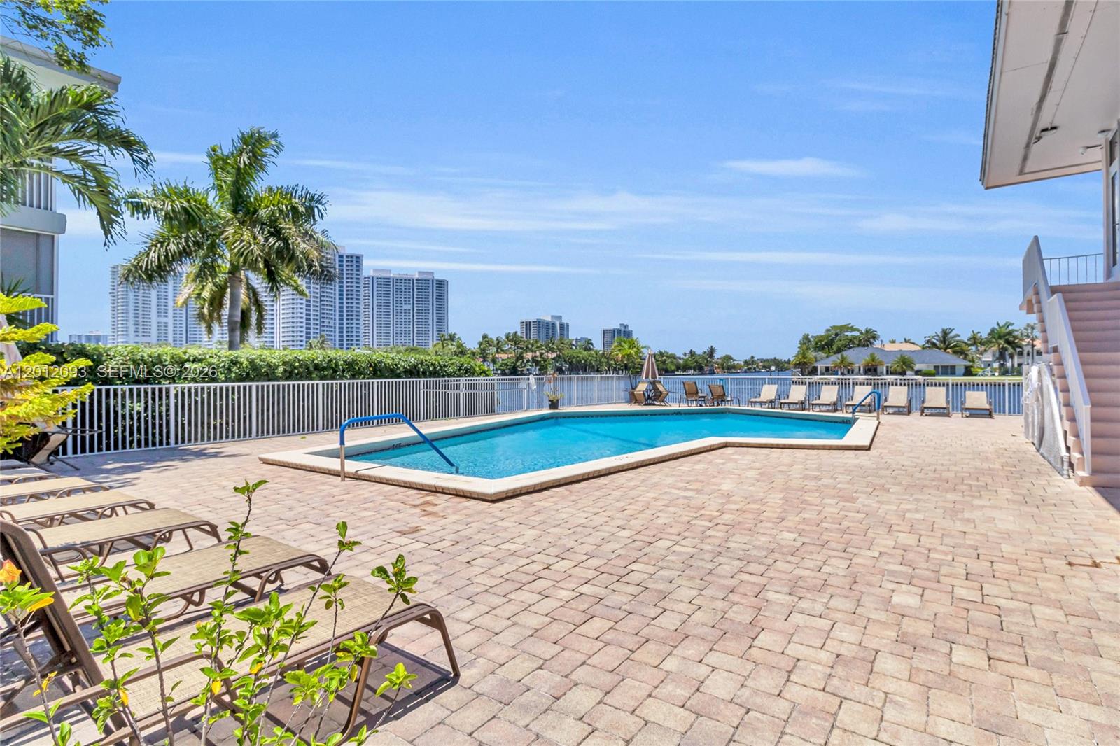 CLIFTON CONDO - Residential