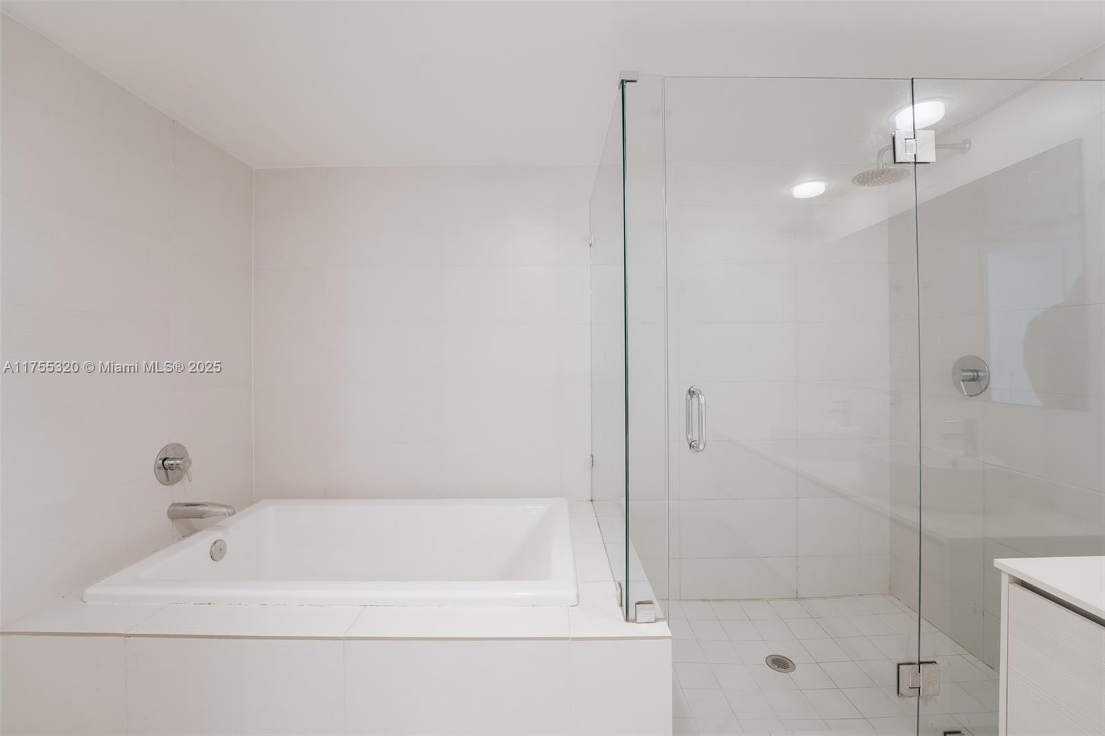 BEACHWALK CONDOMINIUM - Residential