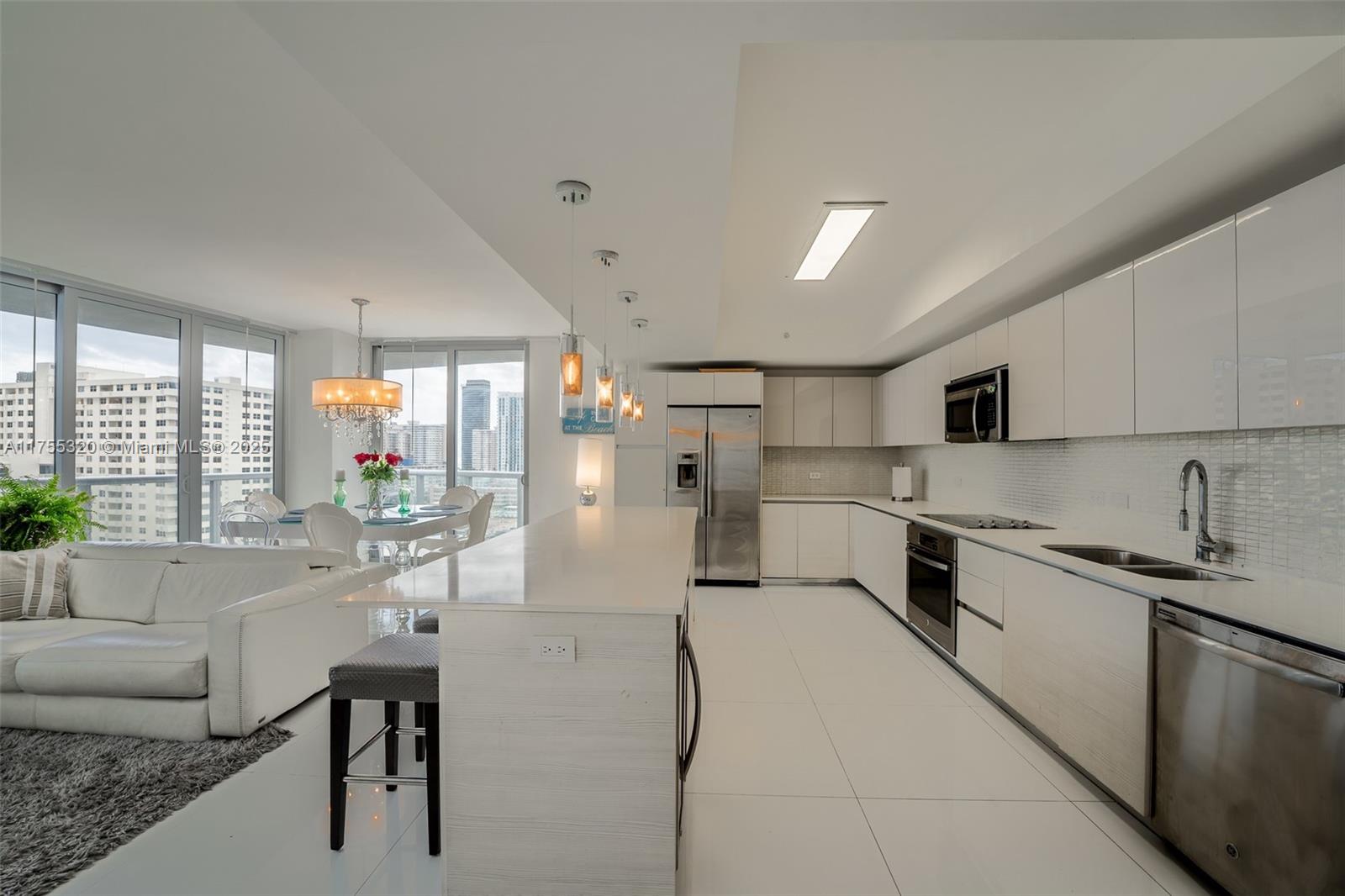 BEACHWALK CONDOMINIUM - Residential