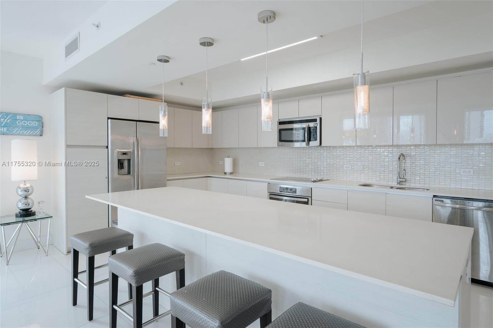 BEACHWALK CONDOMINIUM - Residential