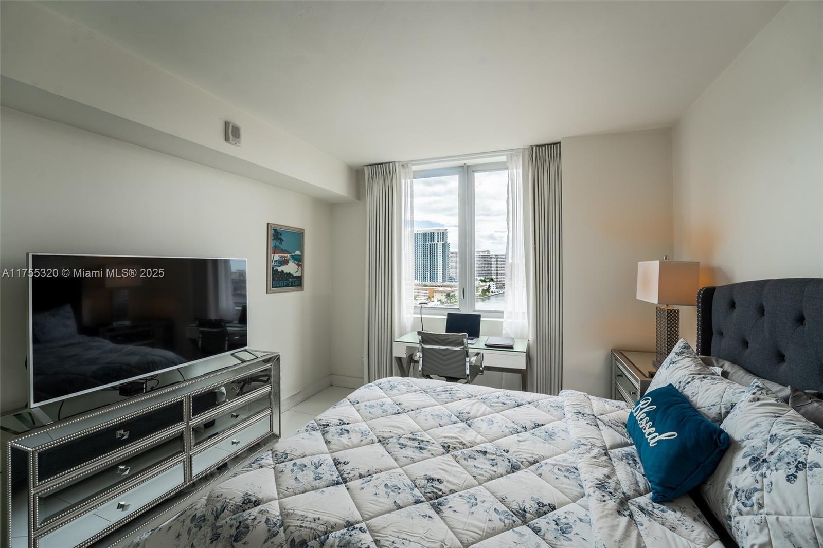 BEACHWALK CONDOMINIUM - Residential