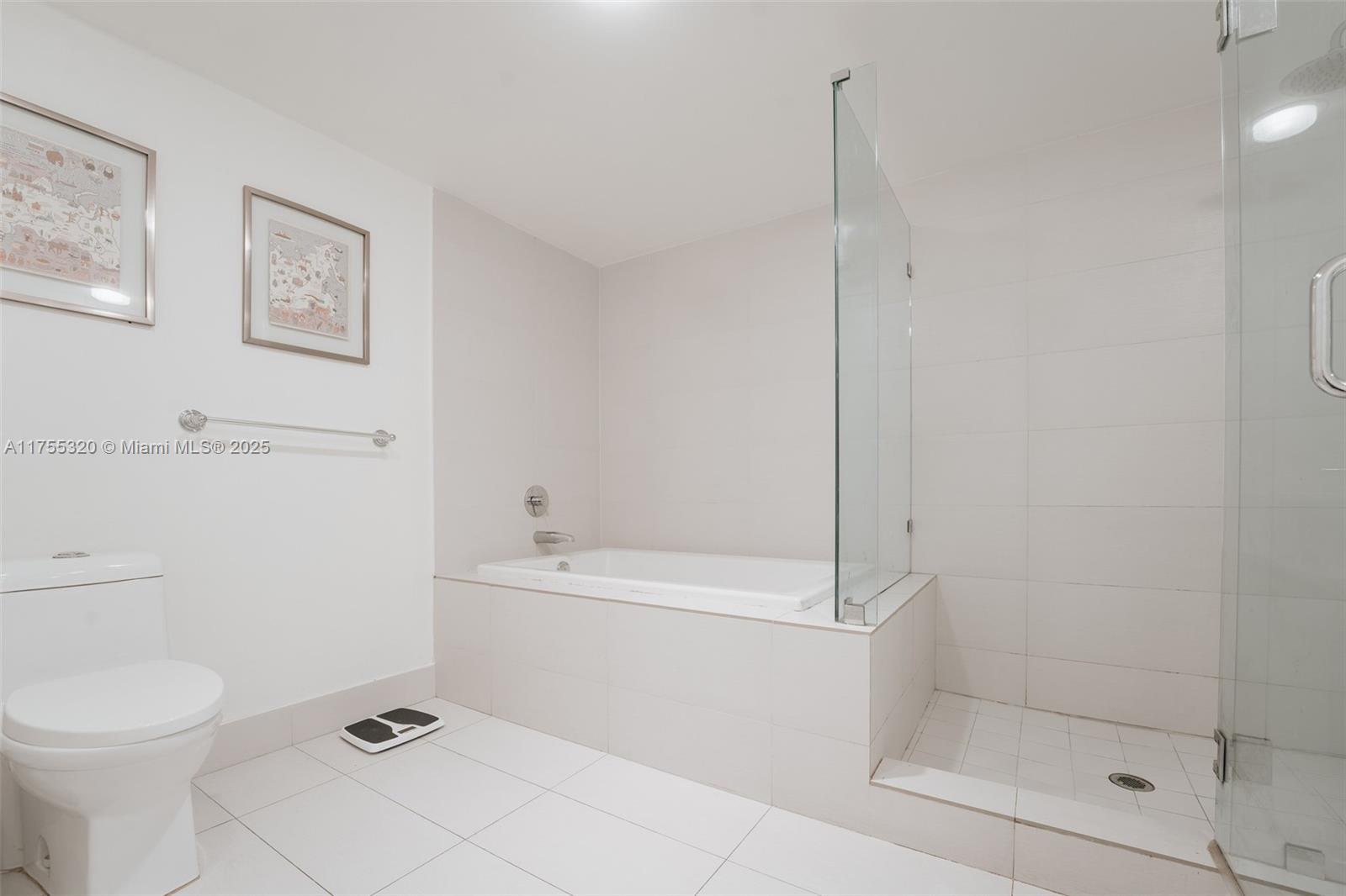 BEACHWALK CONDOMINIUM - Residential