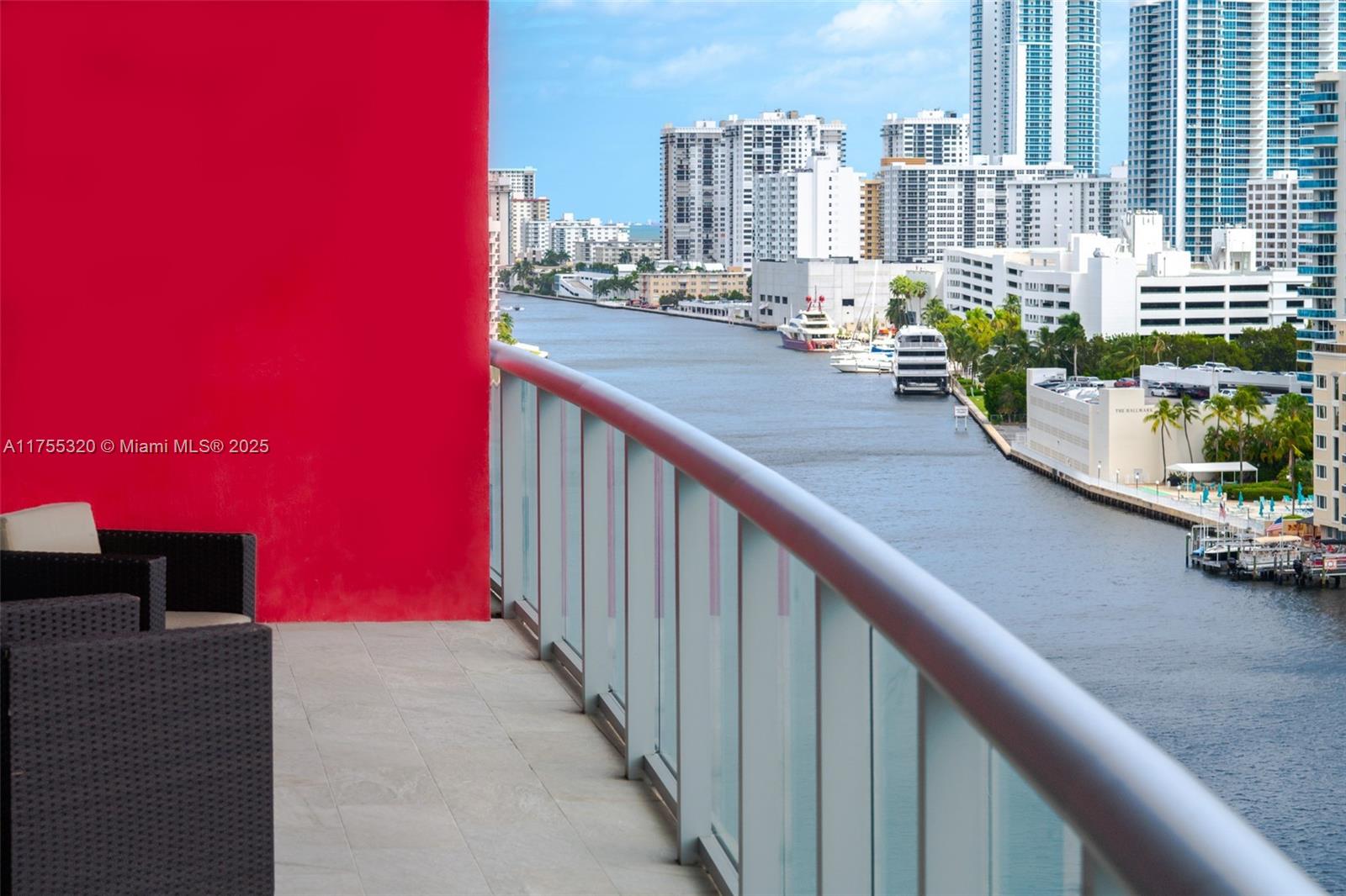 BEACHWALK CONDOMINIUM - Residential