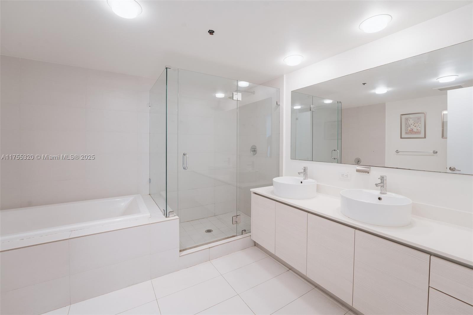 BEACHWALK CONDOMINIUM - Residential