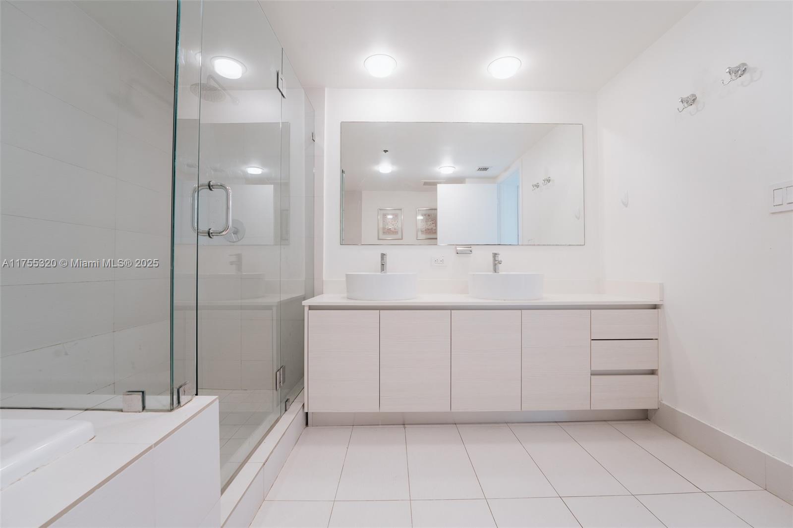 BEACHWALK CONDOMINIUM - Residential