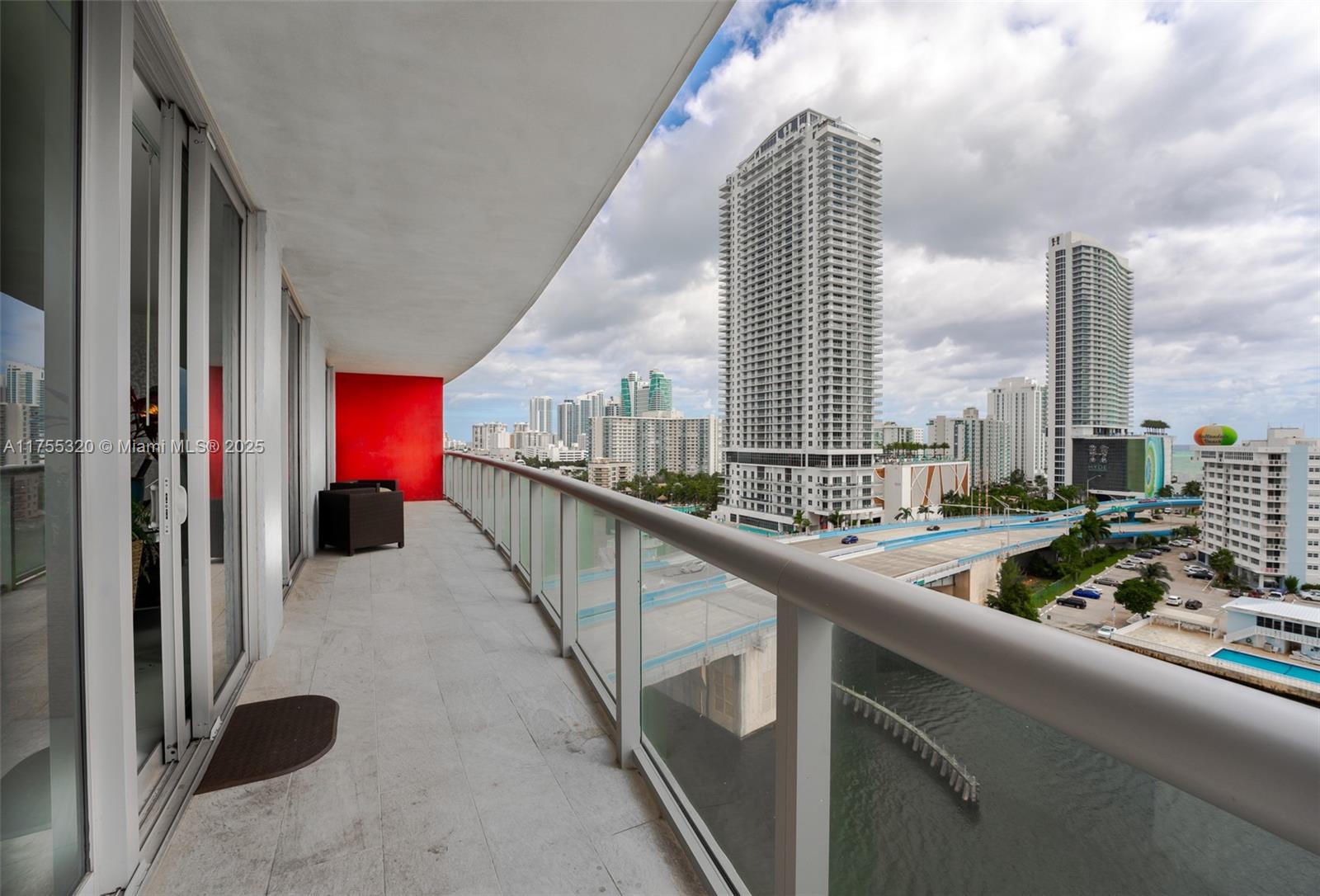 BEACHWALK CONDOMINIUM - Residential