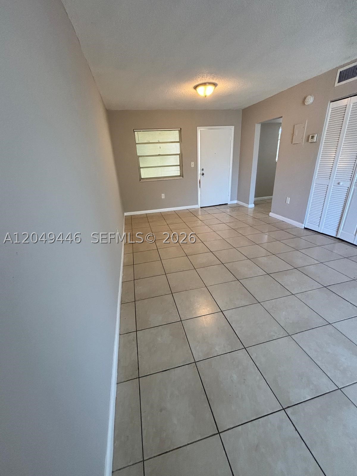 HIGHWAY PARK - Residential Lease