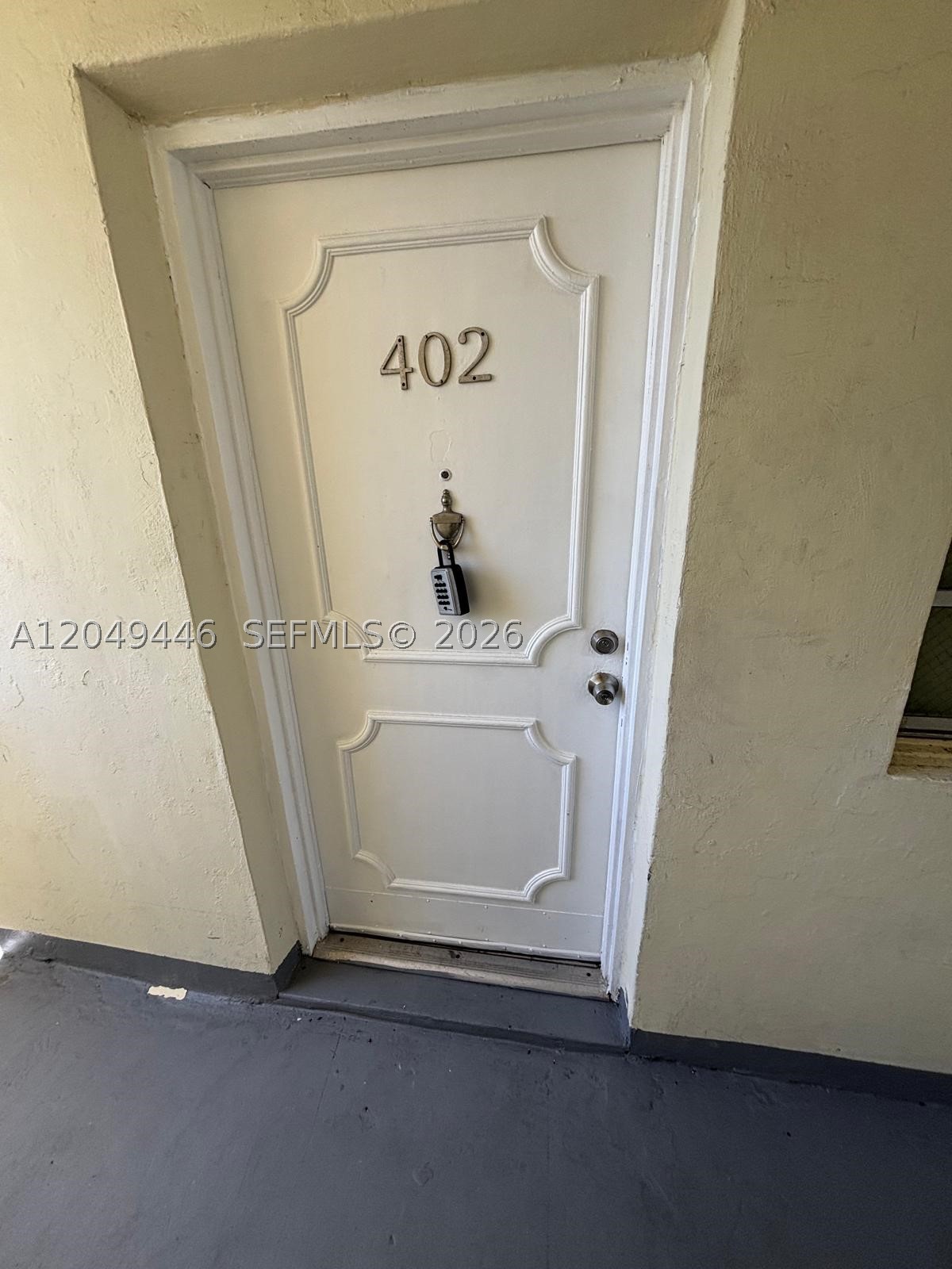 HIGHWAY PARK - Residential Lease