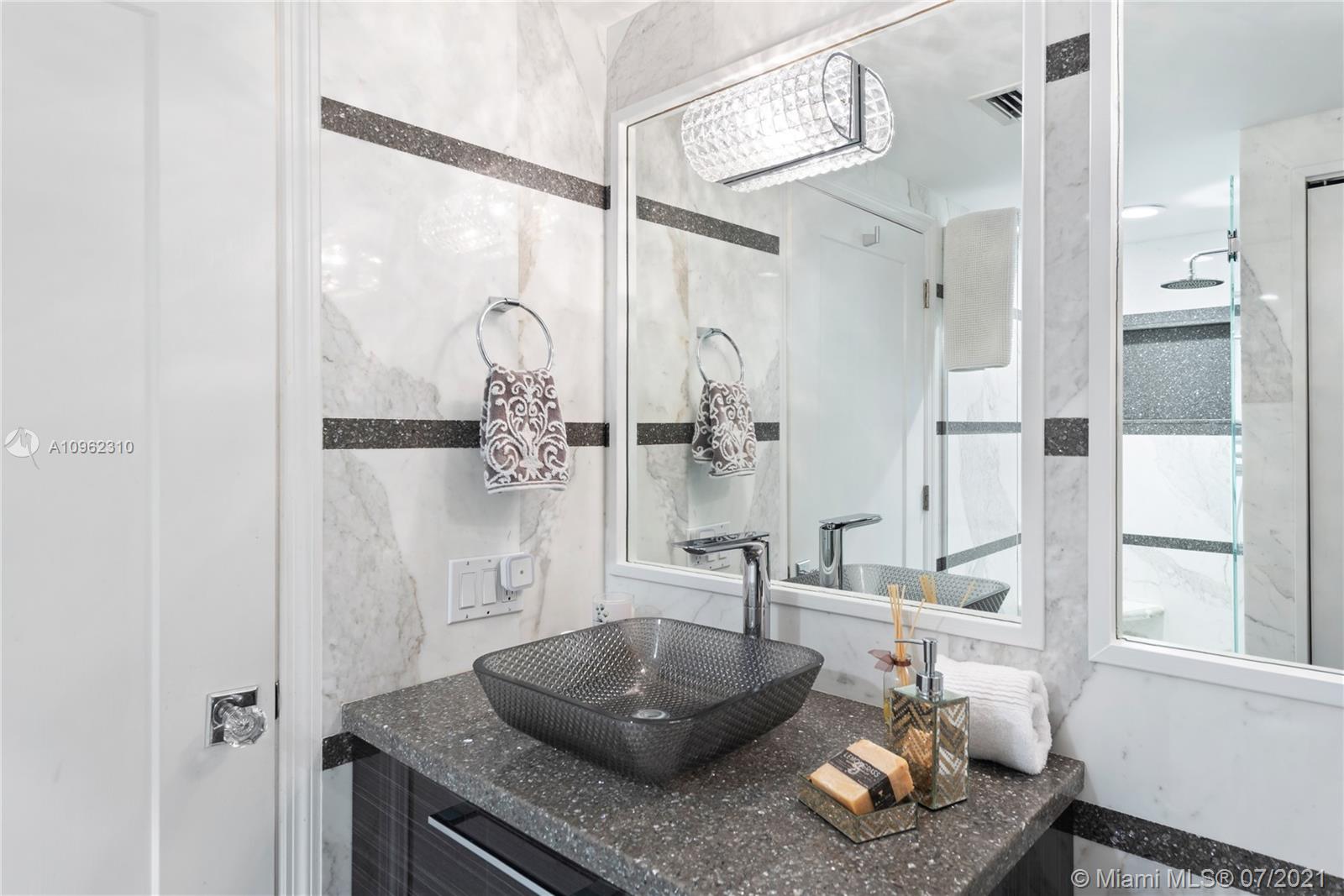 GREEN DIAMOND CONDO - Residential