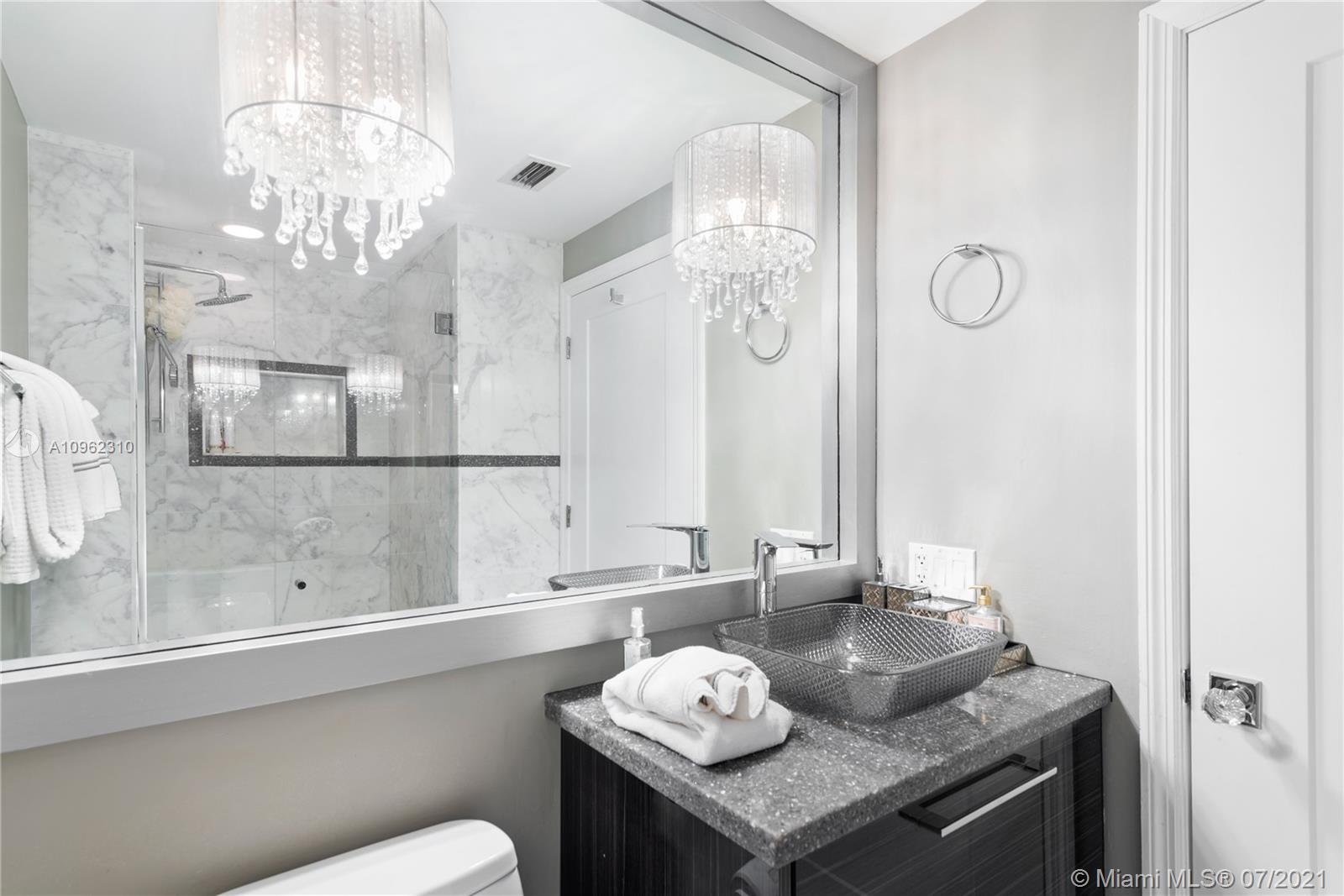 GREEN DIAMOND CONDO - Residential