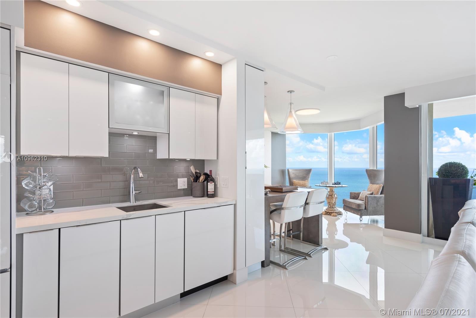 GREEN DIAMOND CONDO - Residential