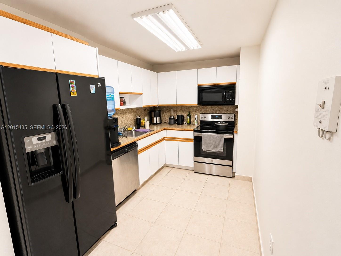 BONAVISTA CONDO - Residential