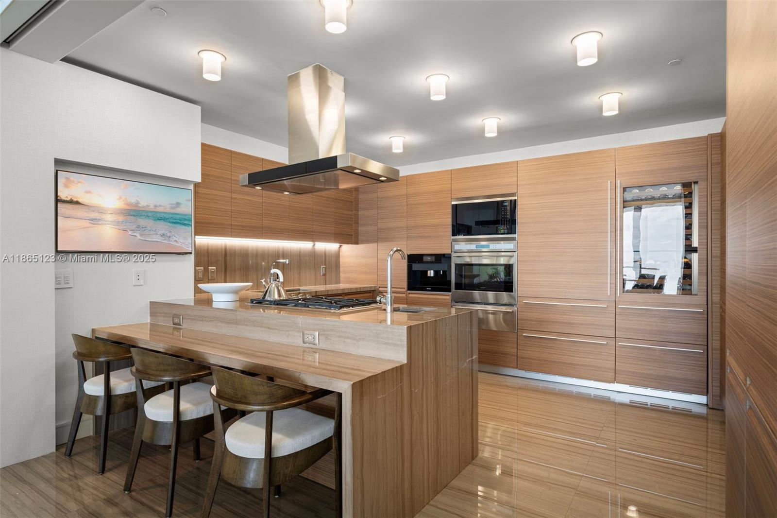 St Regis Bal Harbour - Residential