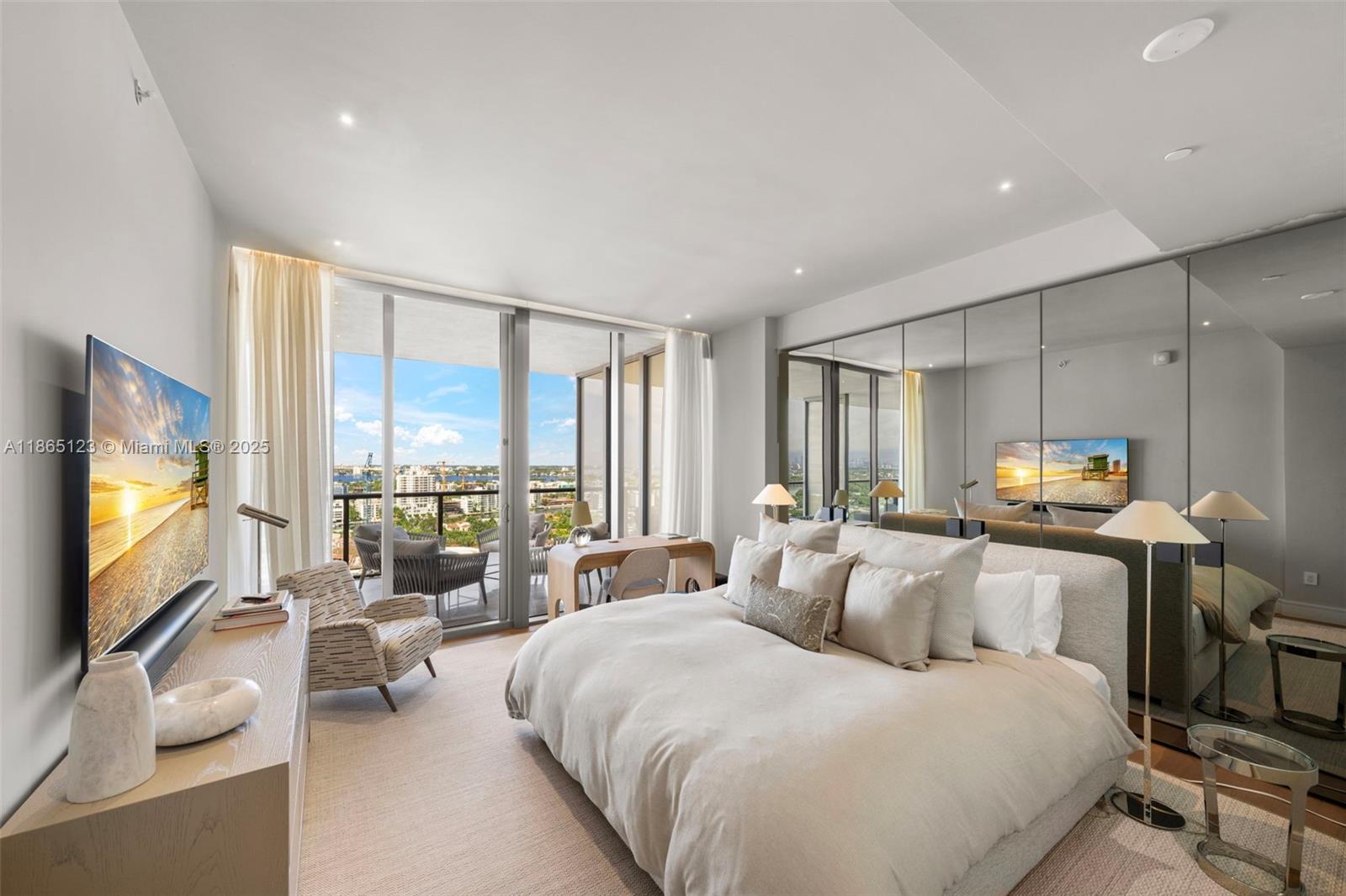 St Regis Bal Harbour - Residential