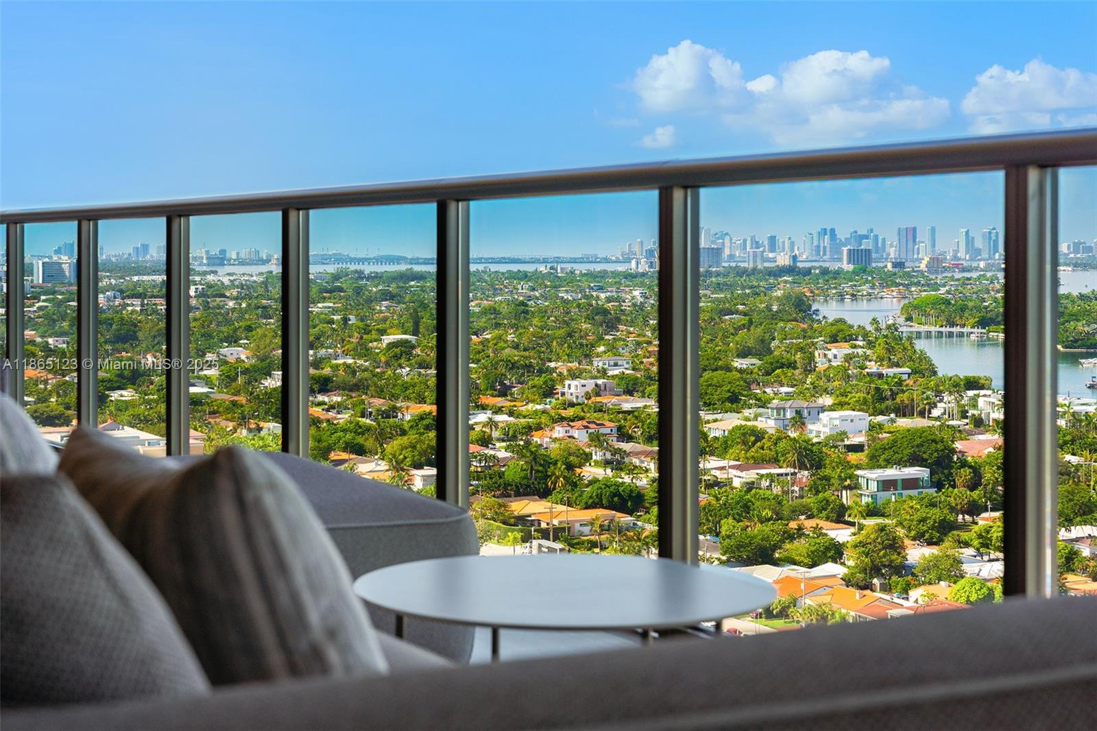 St Regis Bal Harbour - Residential