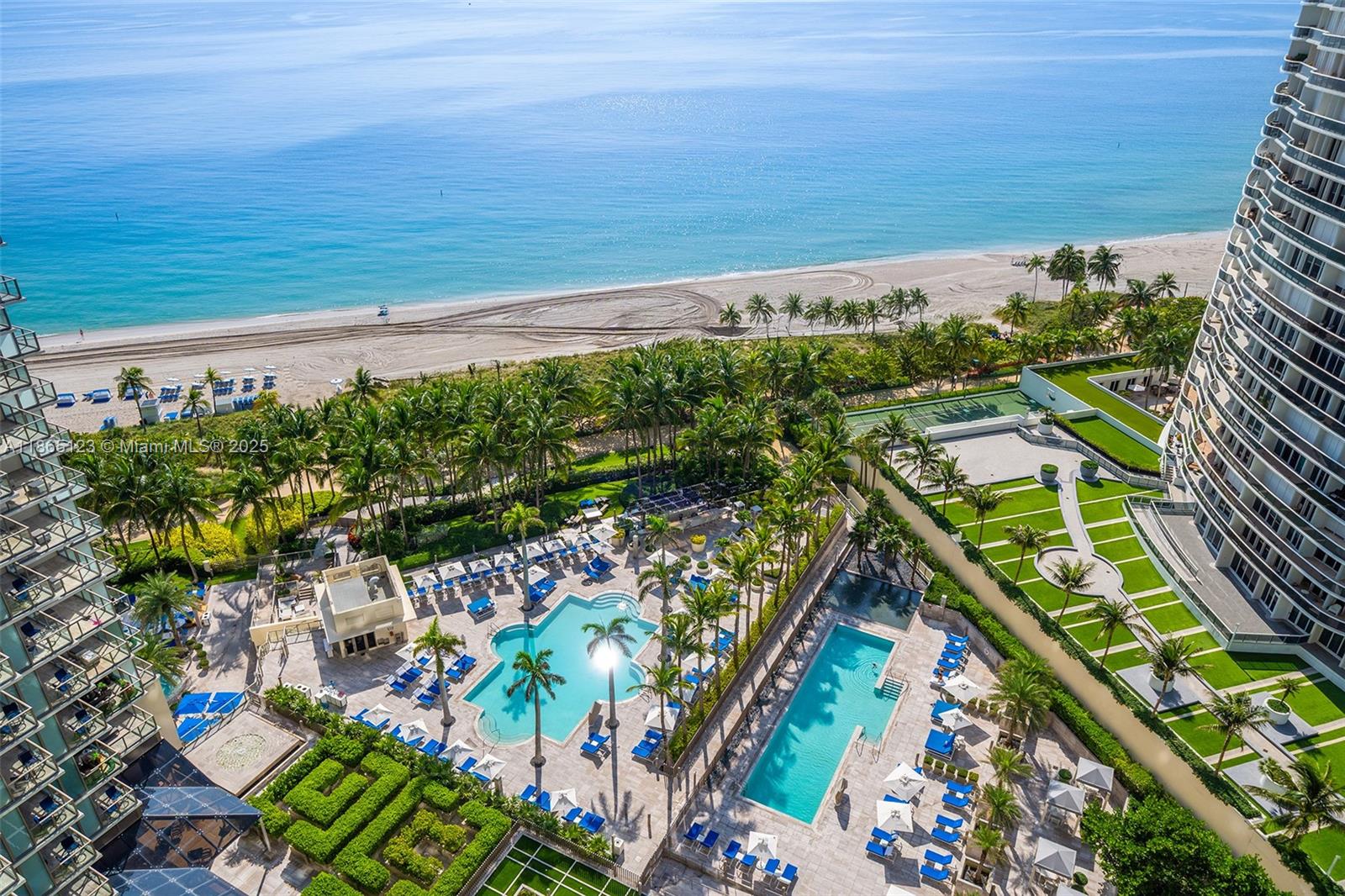 St Regis Bal Harbour - Residential