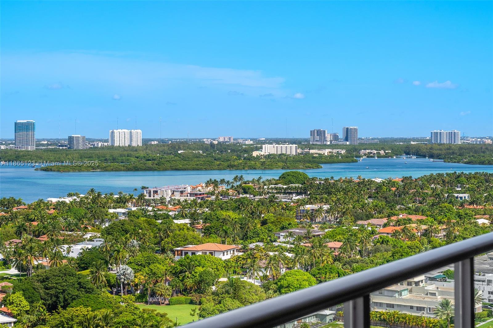 St Regis Bal Harbour - Residential