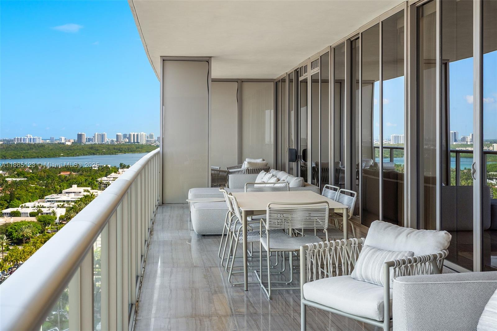 St Regis Bal Harbour - Residential