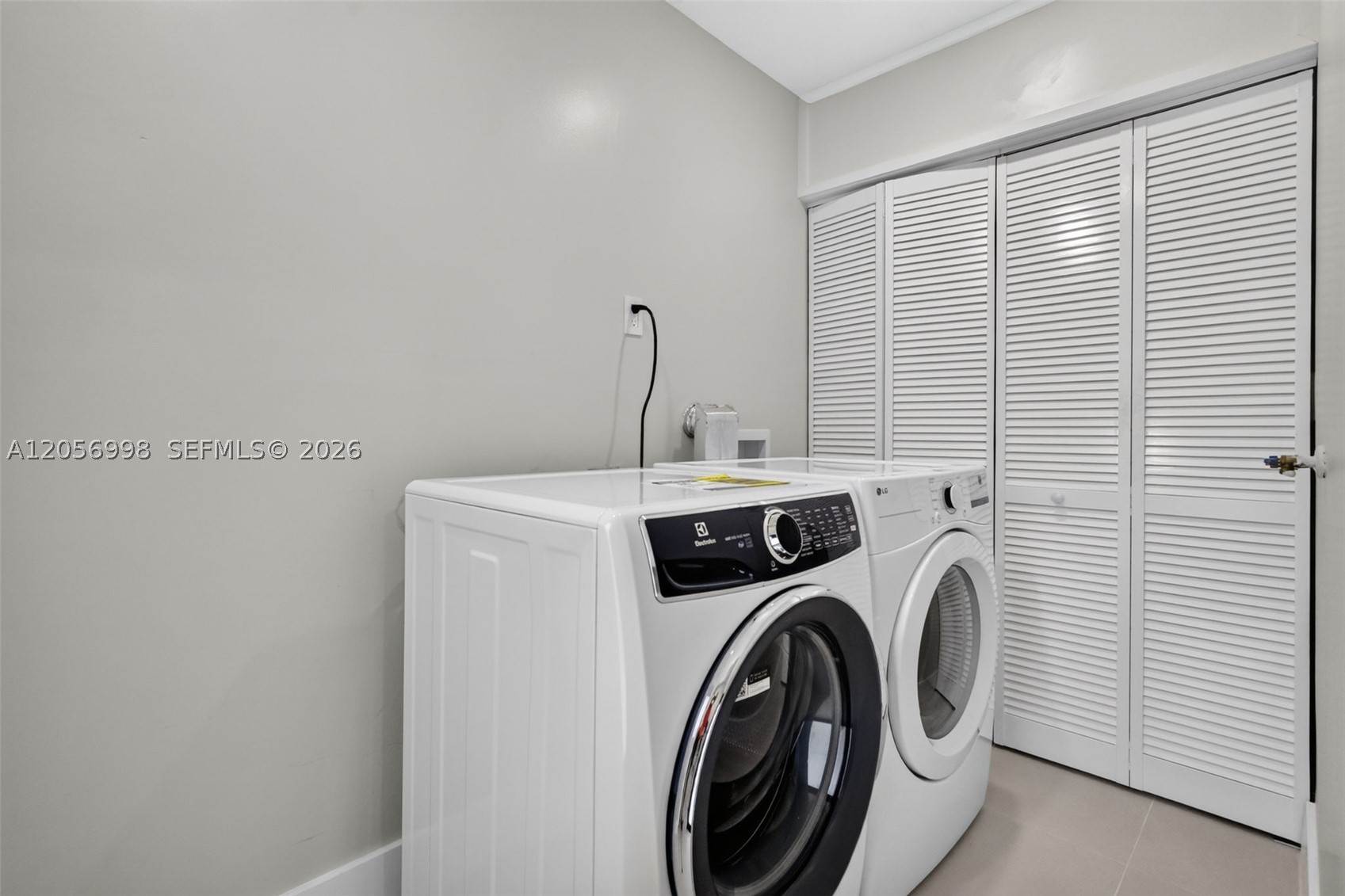CORAL WAY PARK SEC B - Residential