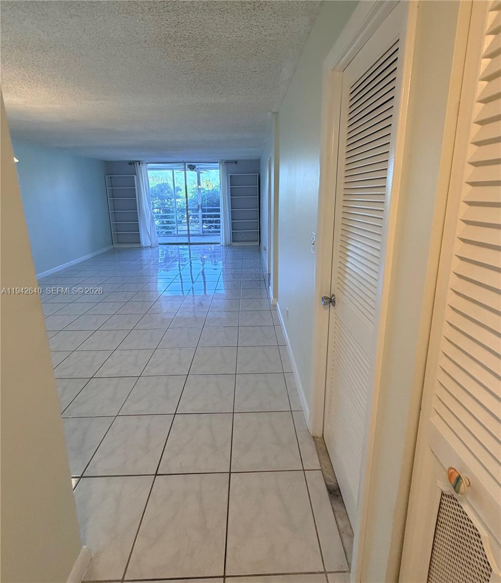 DANIANS SOUTH CONDO - Residential