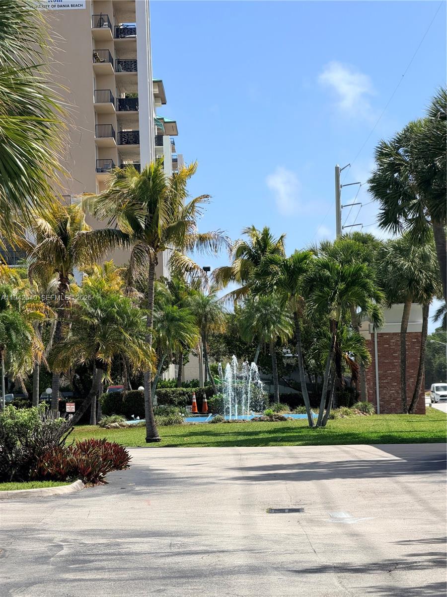 DANIANS SOUTH CONDO - Residential