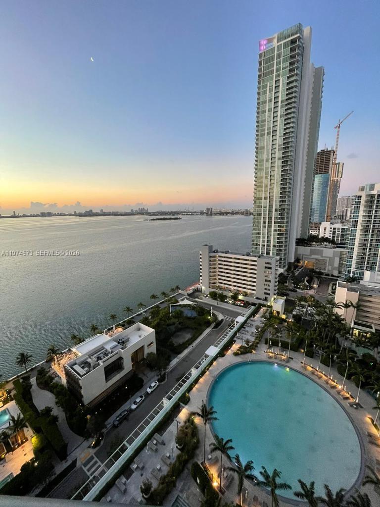 PARAISO BAY CONDO - Residential Lease