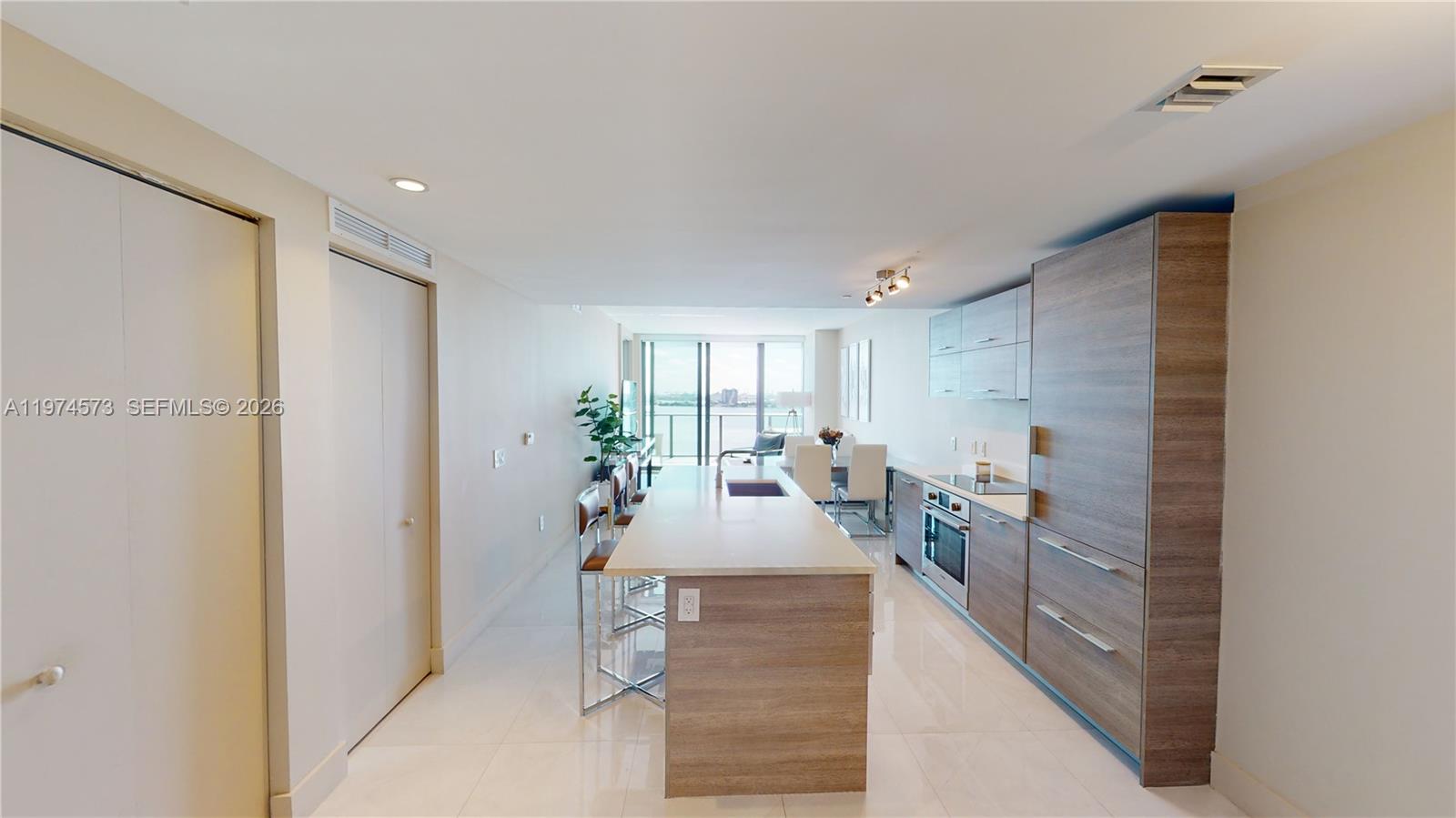 PARAISO BAY CONDO - Residential Lease