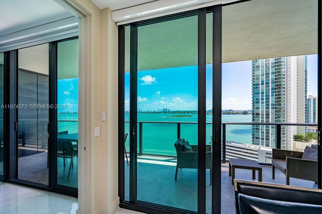 PARAISO BAY CONDO - Residential Lease