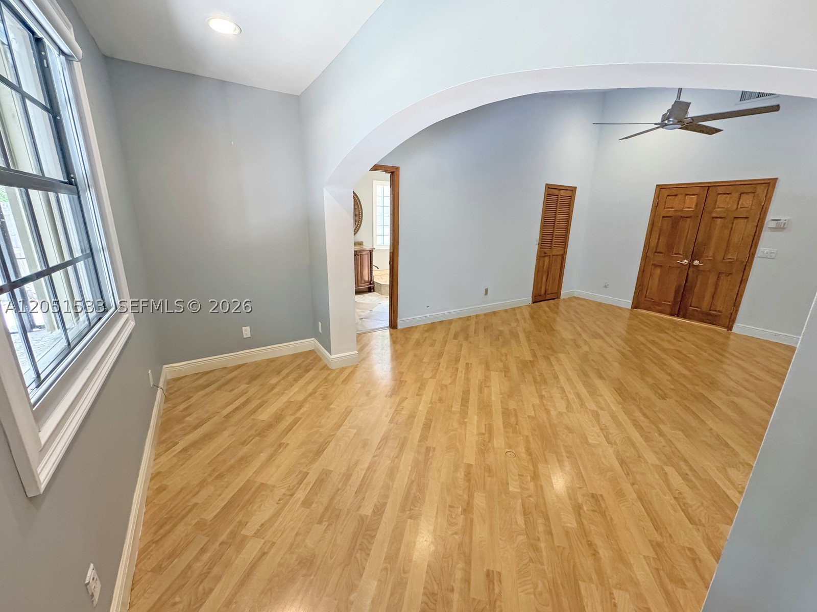 EMBASSY LAKES - Residential
