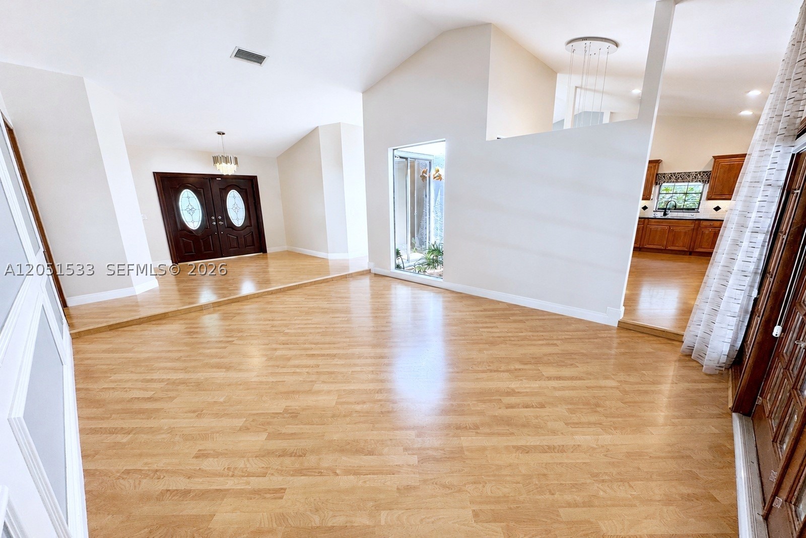 EMBASSY LAKES - Residential