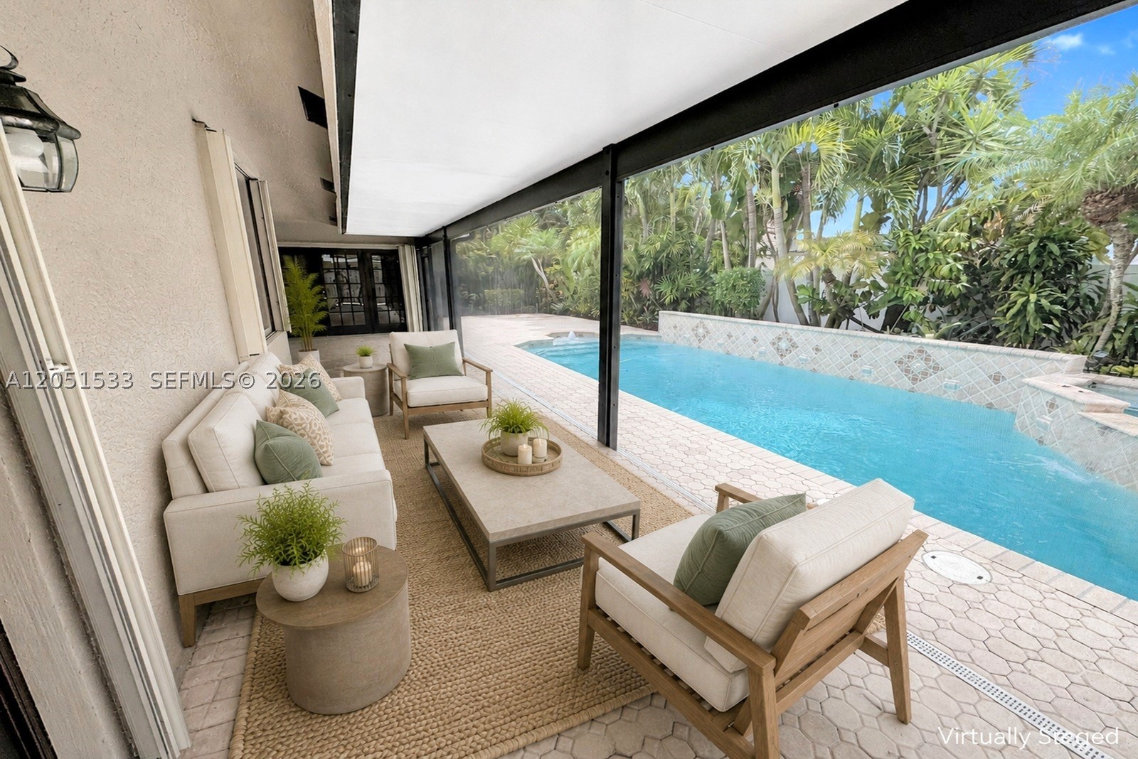 EMBASSY LAKES - Residential