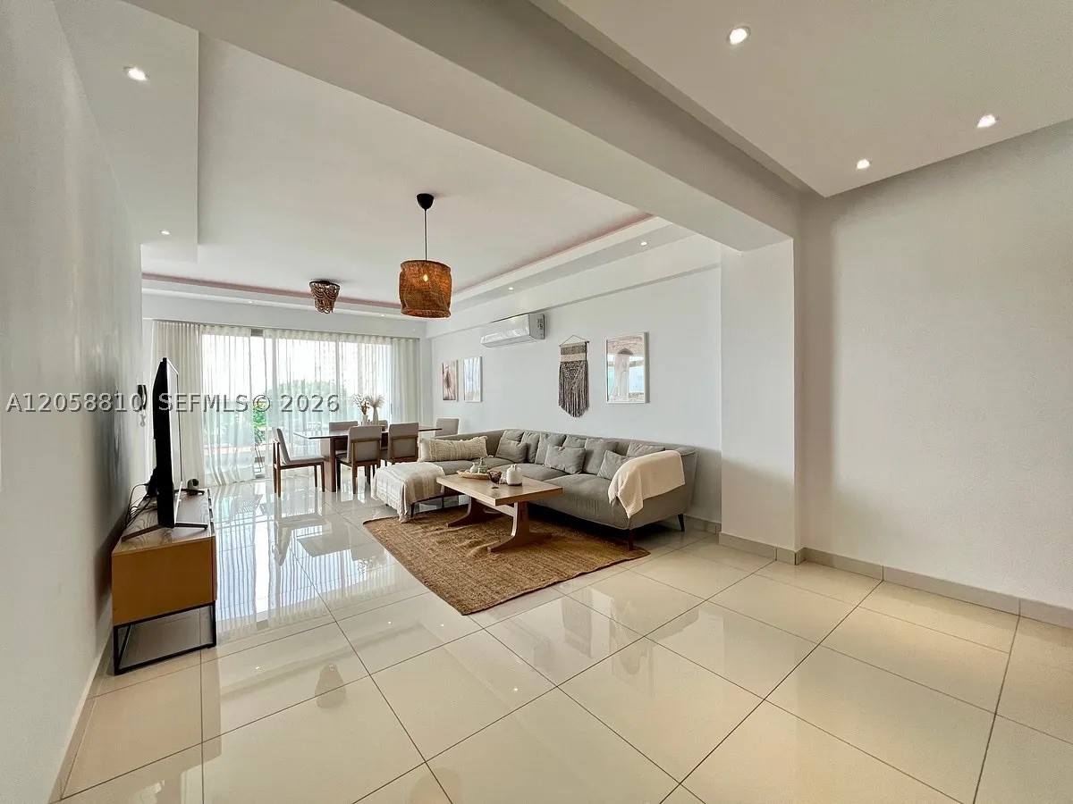 Los Cacicazgos - Residential