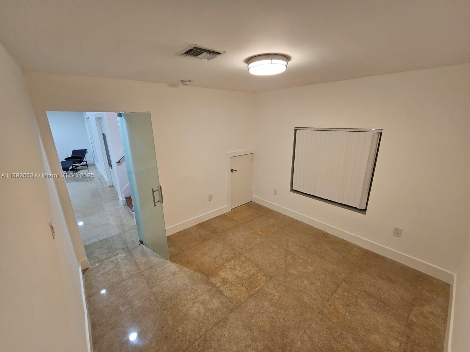PATIO HOMES OF DORAL PINE - Residential