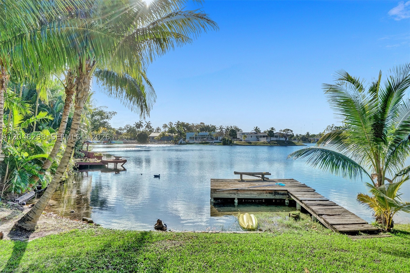 SKY LAKE - Residential Lease