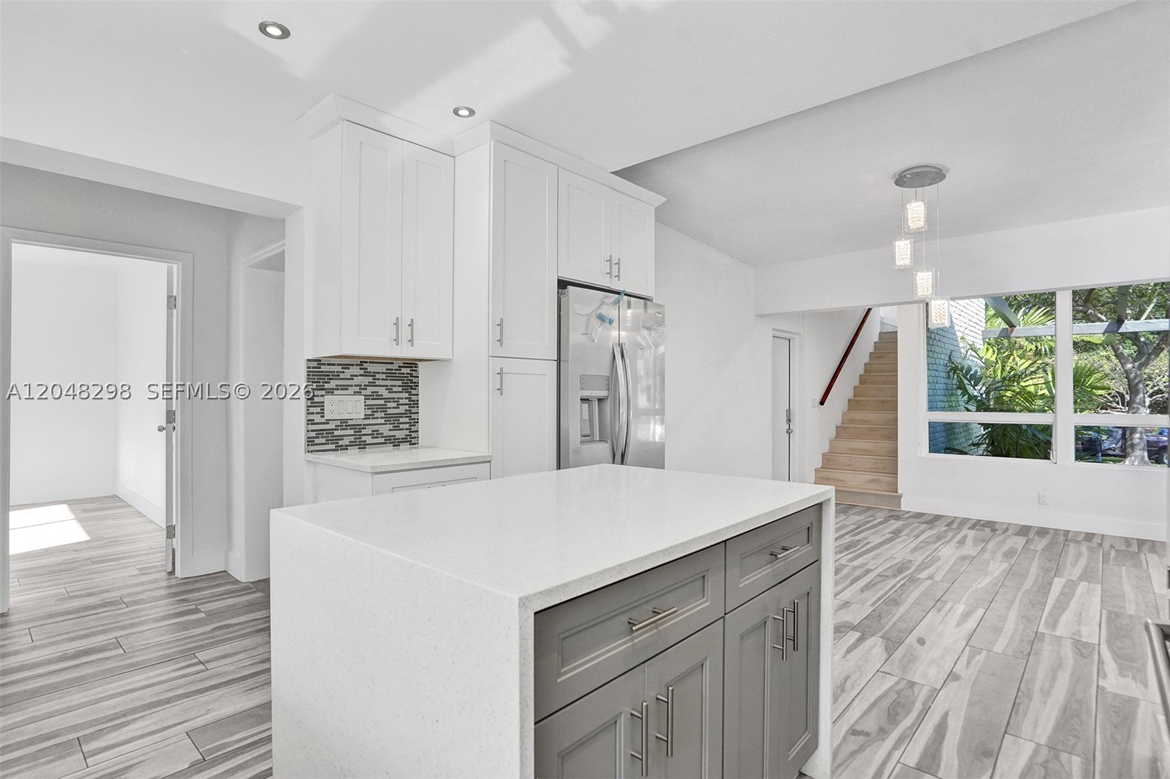 SKY LAKE - Residential Lease