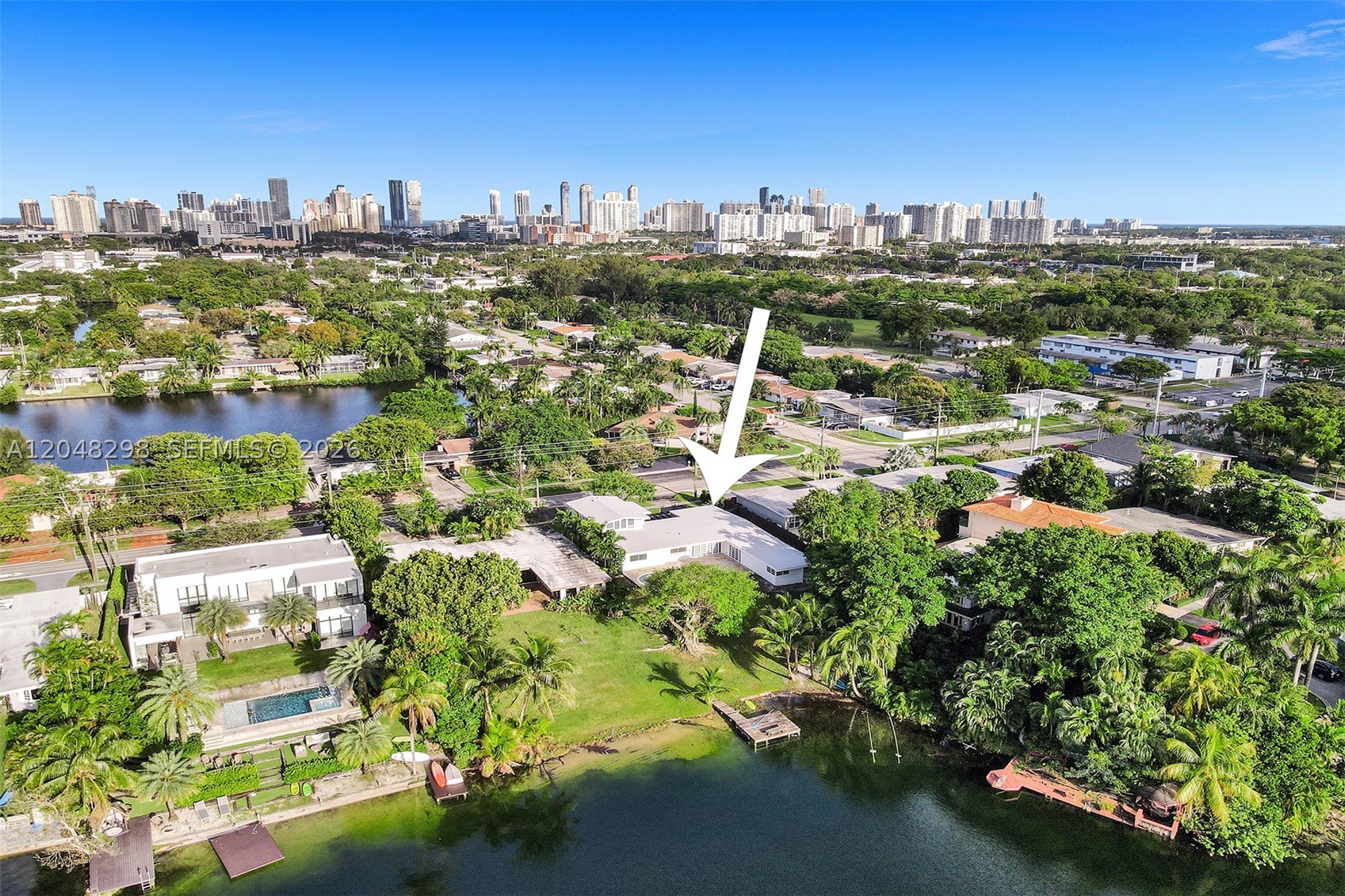 SKY LAKE - Residential Lease