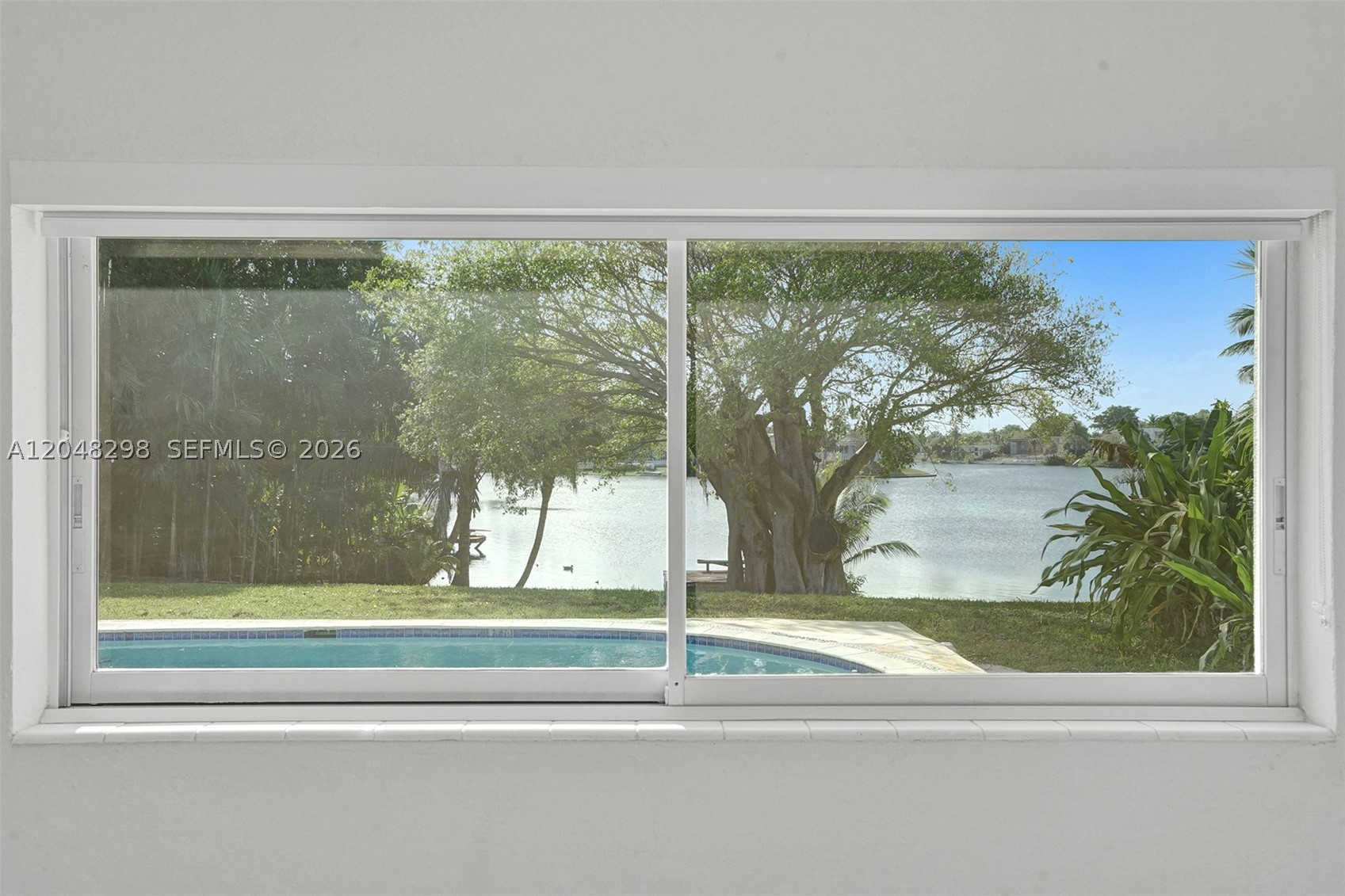 SKY LAKE - Residential Lease
